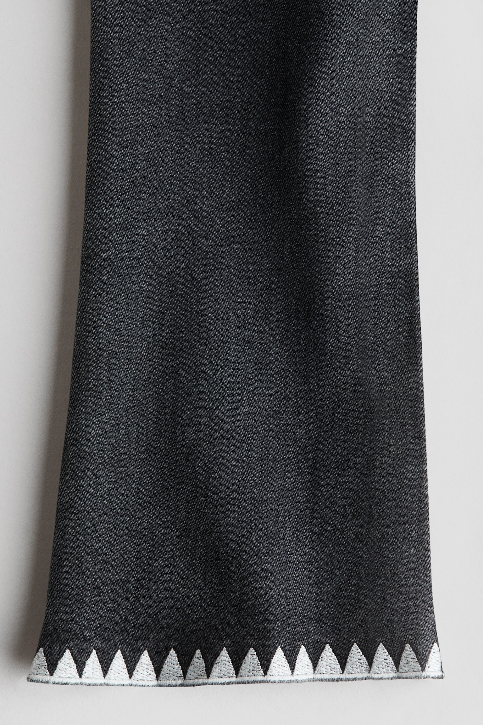 Quần jegging loe có chi tiết thêu - Màu xanh denim/Xanh dương nhạt - 3