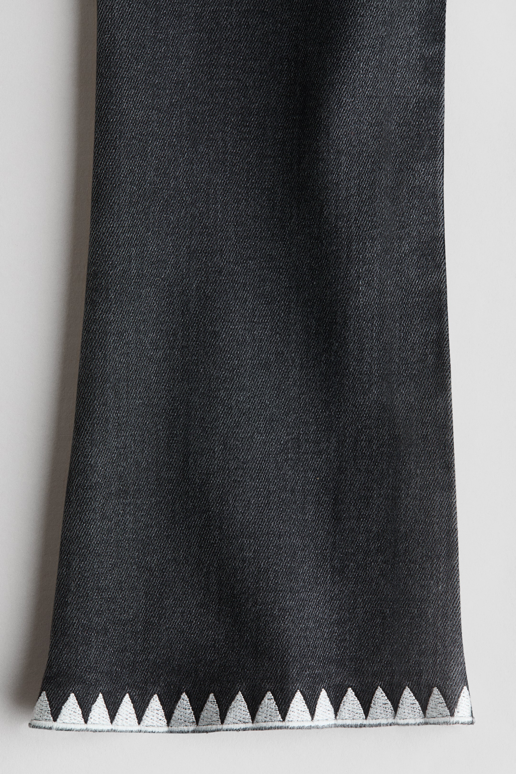 Xem ảnh lớn hơn: Quần jegging loe có chi tiết thêu - Màu xanh denim/Xanh dương nhạt - Kids | H&M VN 5