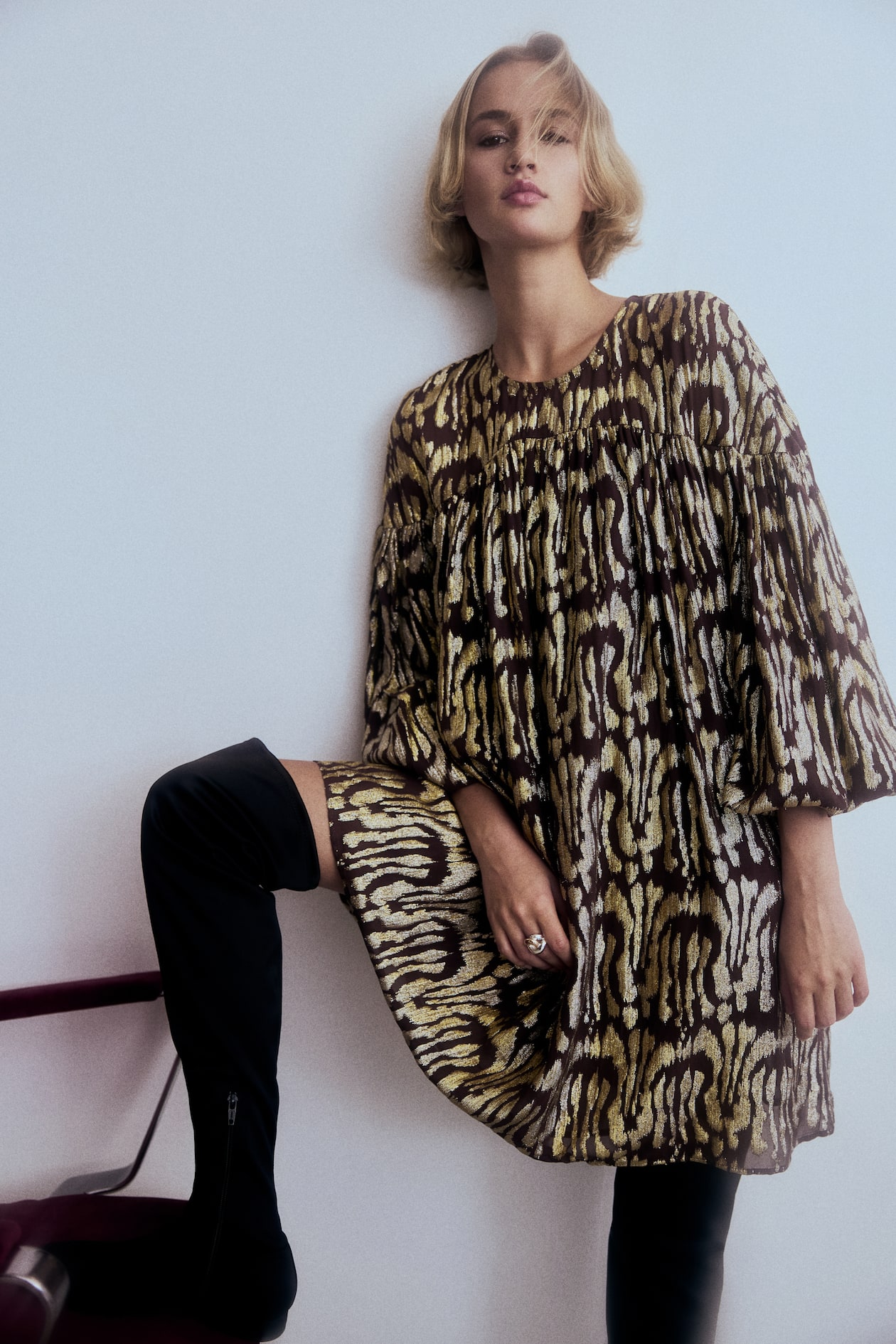 Oversized Jacquard-Weave Dress - image 5