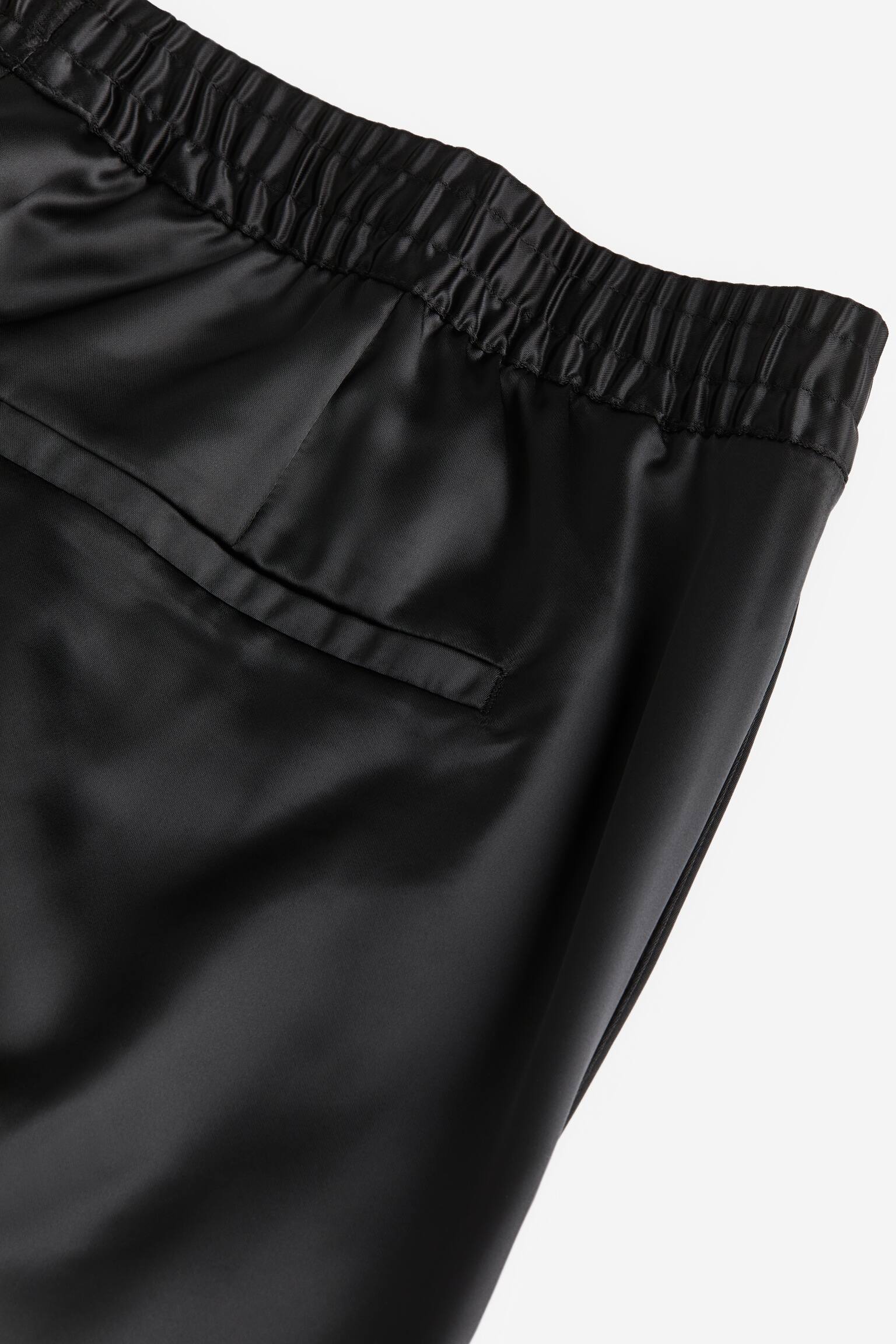 Regular Fit Satin trousers - Black - 2