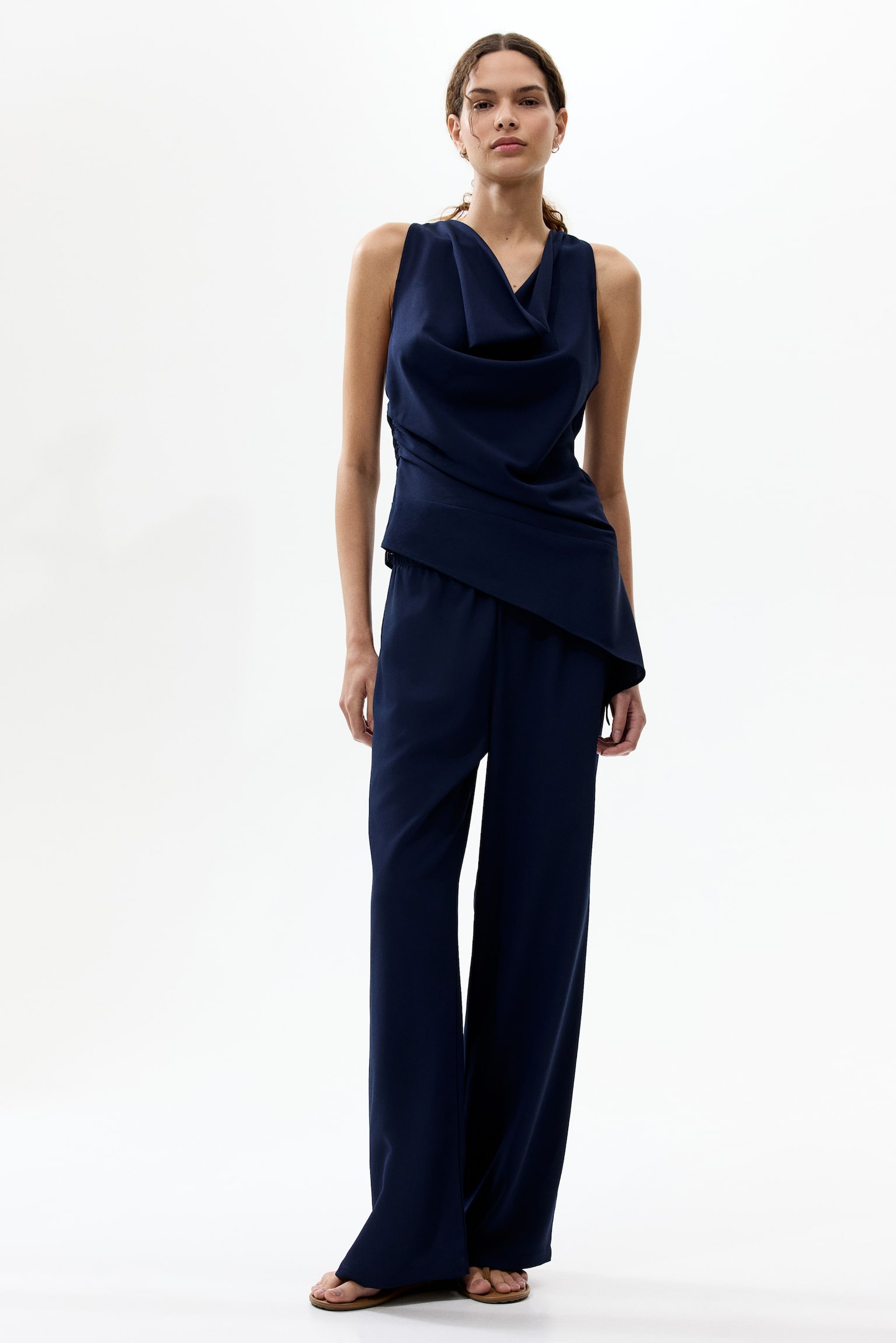 Asymmetric Crêpe Top - 4