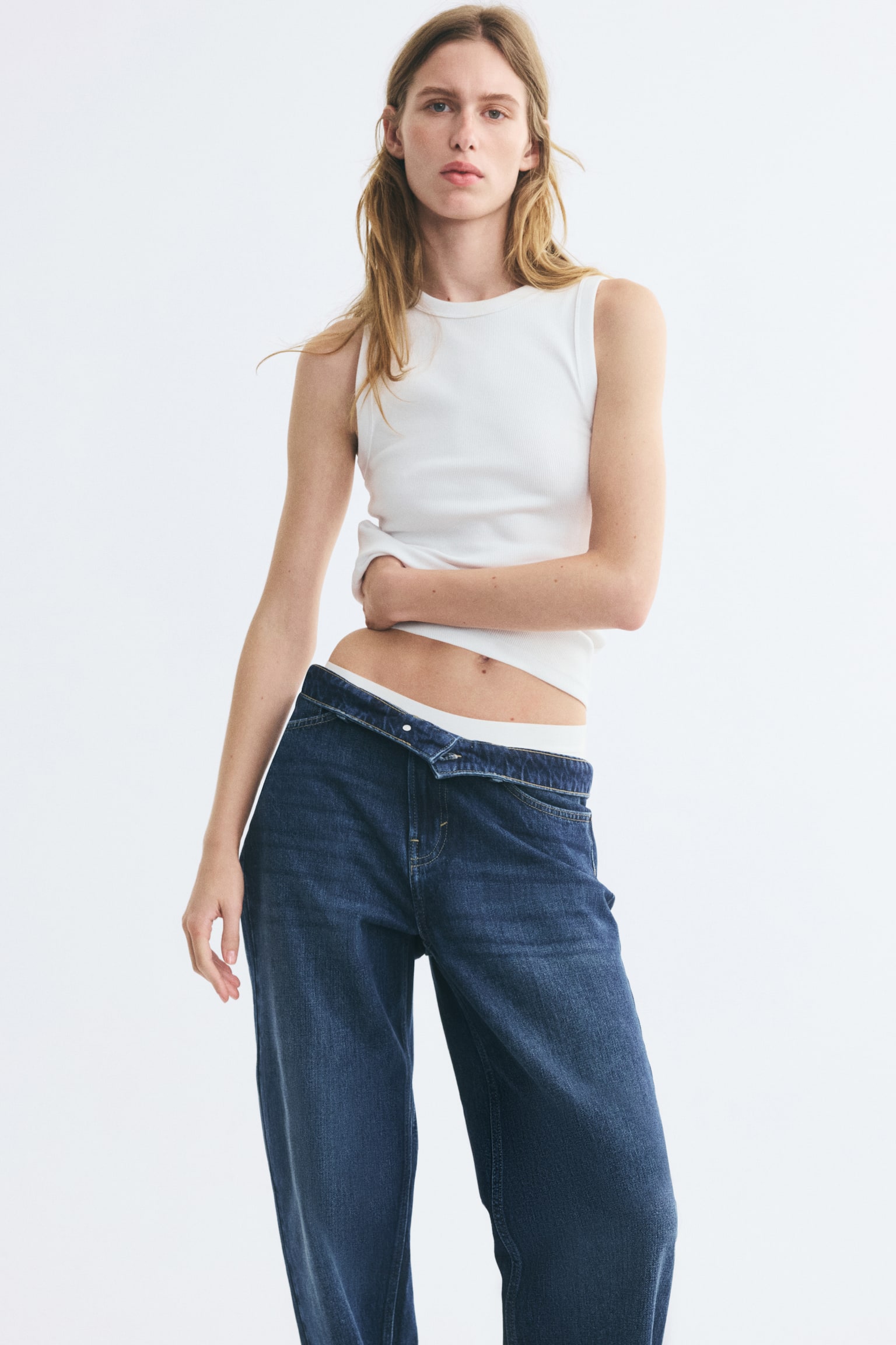 Женские джинсы H&M Wide-Leg Regular-Waist, цвет: Тёмный джинсовый синий — фото 4