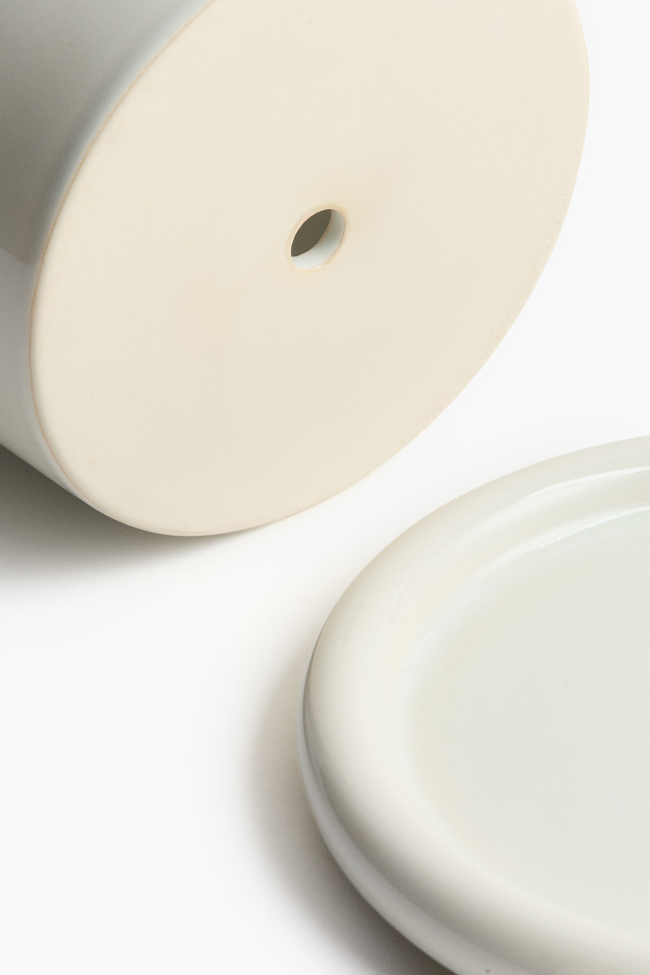 拡大画像を表示: ストーンウェア プランター&ソーサー - ホワイト | H&M JP 3