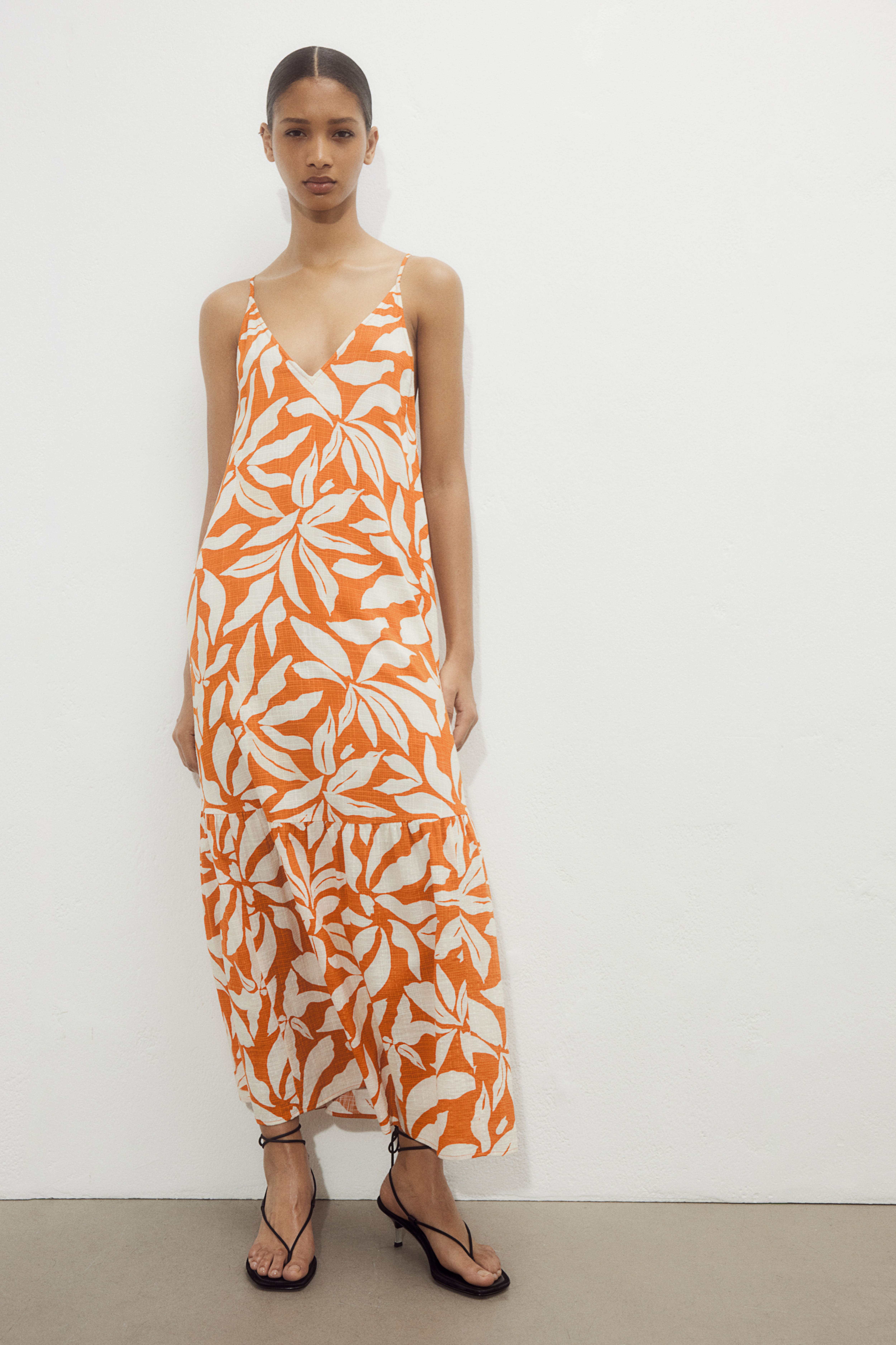 H&m dress orange hotsell