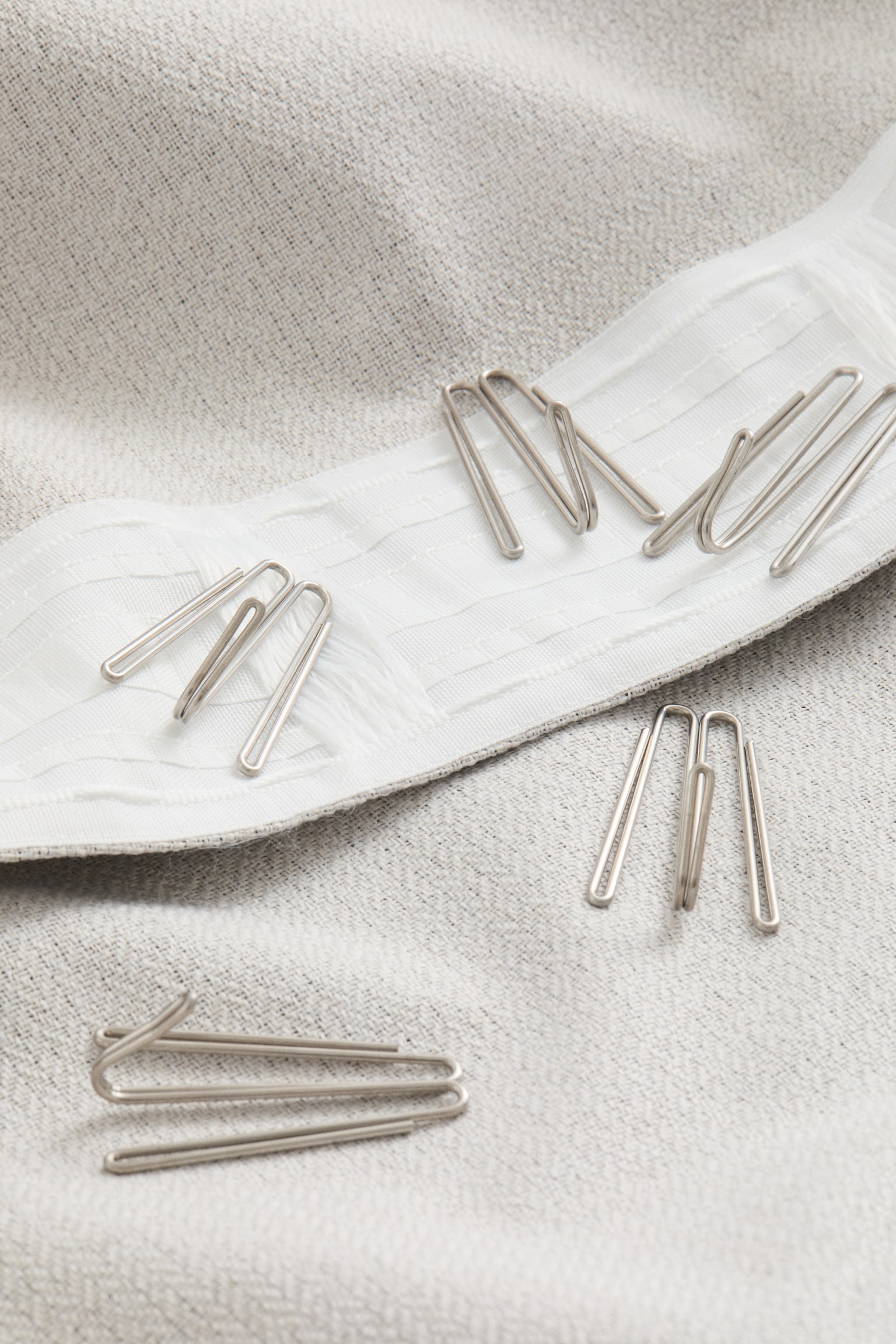 2 kpl kalanruotokuvioisia pimennysverhoja - Vaaleanharmaa/Beigemeleerattu/Khakinvihreä - 2