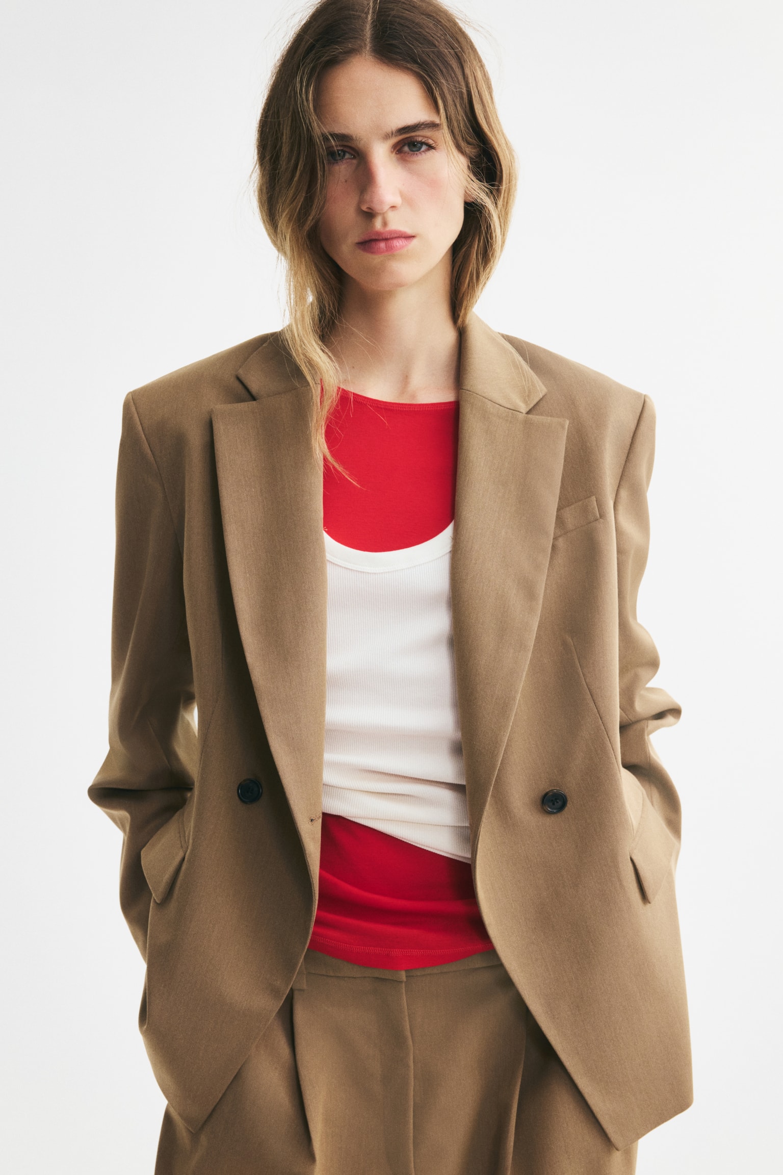 Женский пиджак H&M Defined-Waist Double-Breasted Blazer, цвет: Тёмный бежевый — фото 5