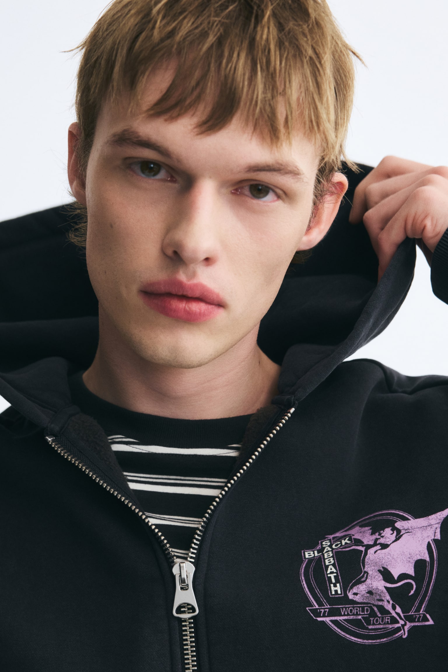 Мужское худи H&M Oversized Fit Printed zip-through, цвет: Угольный серый / Чёрный — фото 3