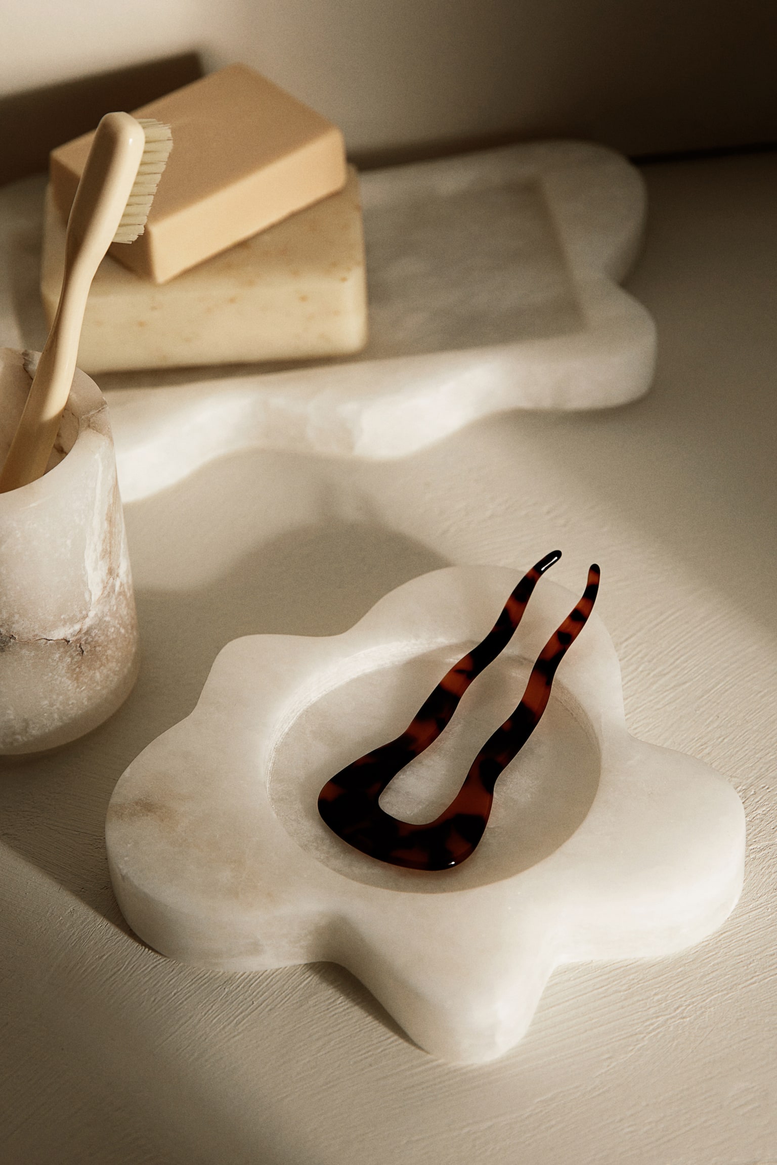 Small alabaster tray - White/Marbled - 2