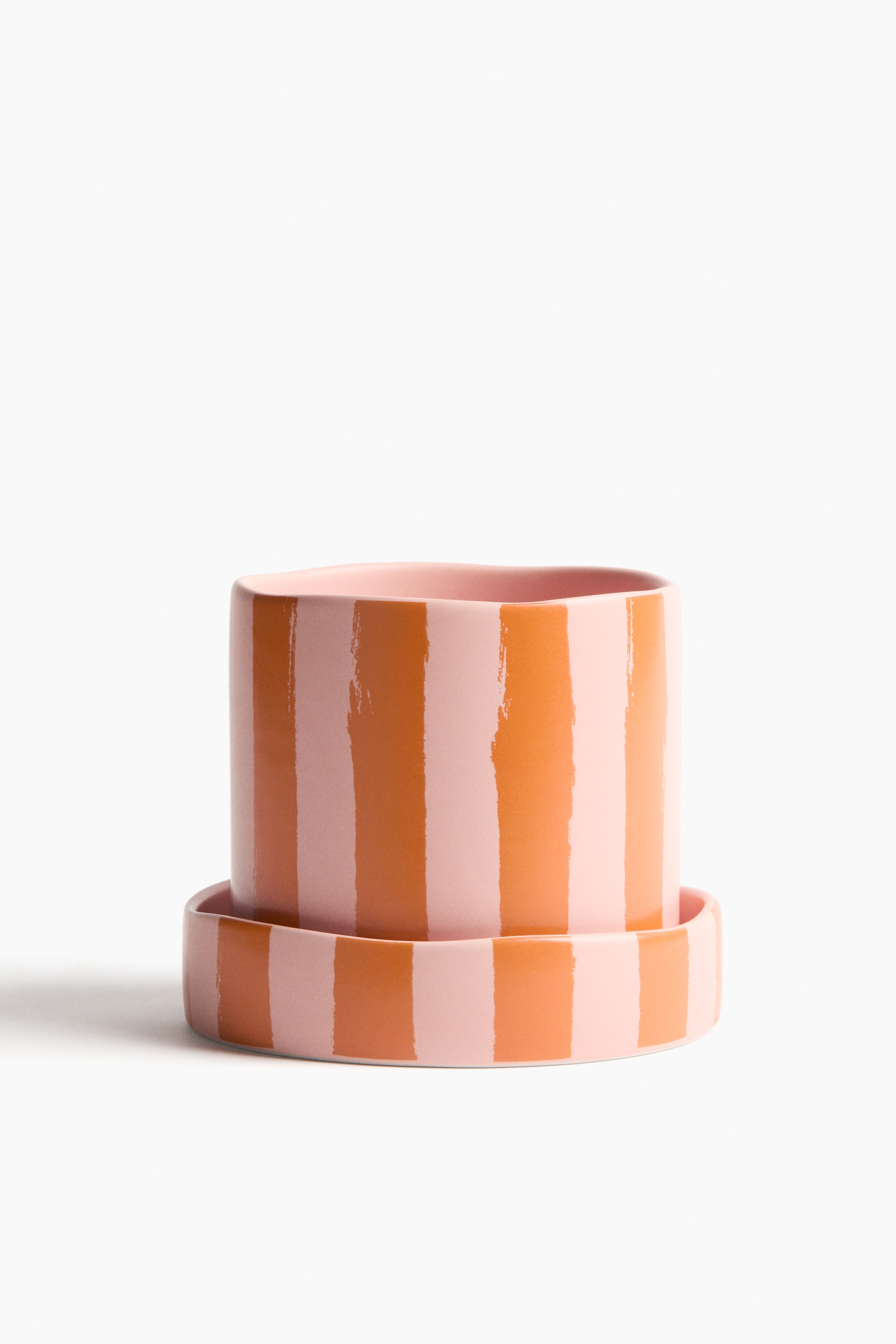 View larger image: Patterned Plant Pot and Saucer - Powder pink/orange - Home All | H&M US 2