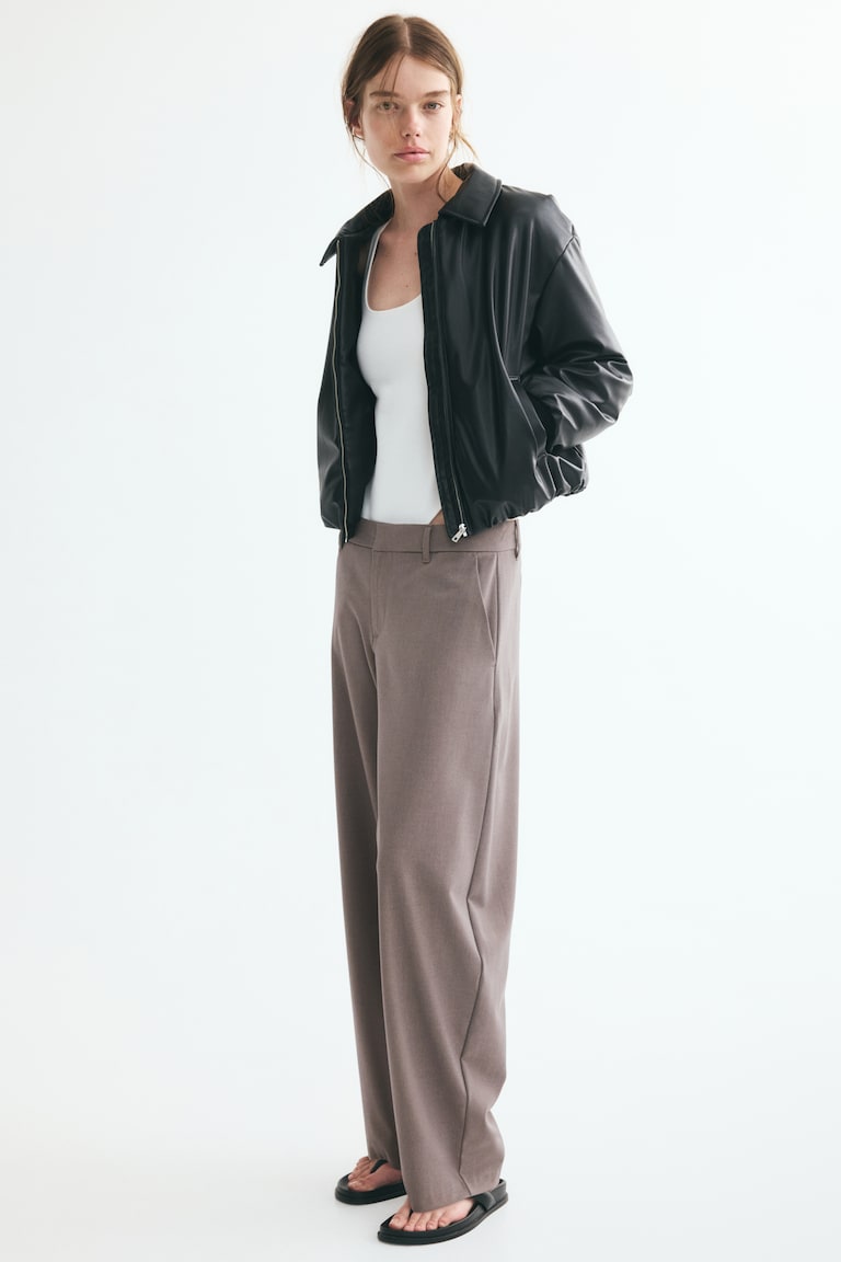 Vrećaste pantalone elegantnog kroja