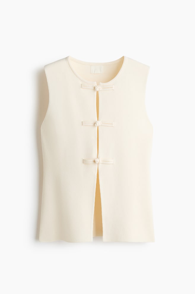 Top con botonadura frontal - Crema - 1