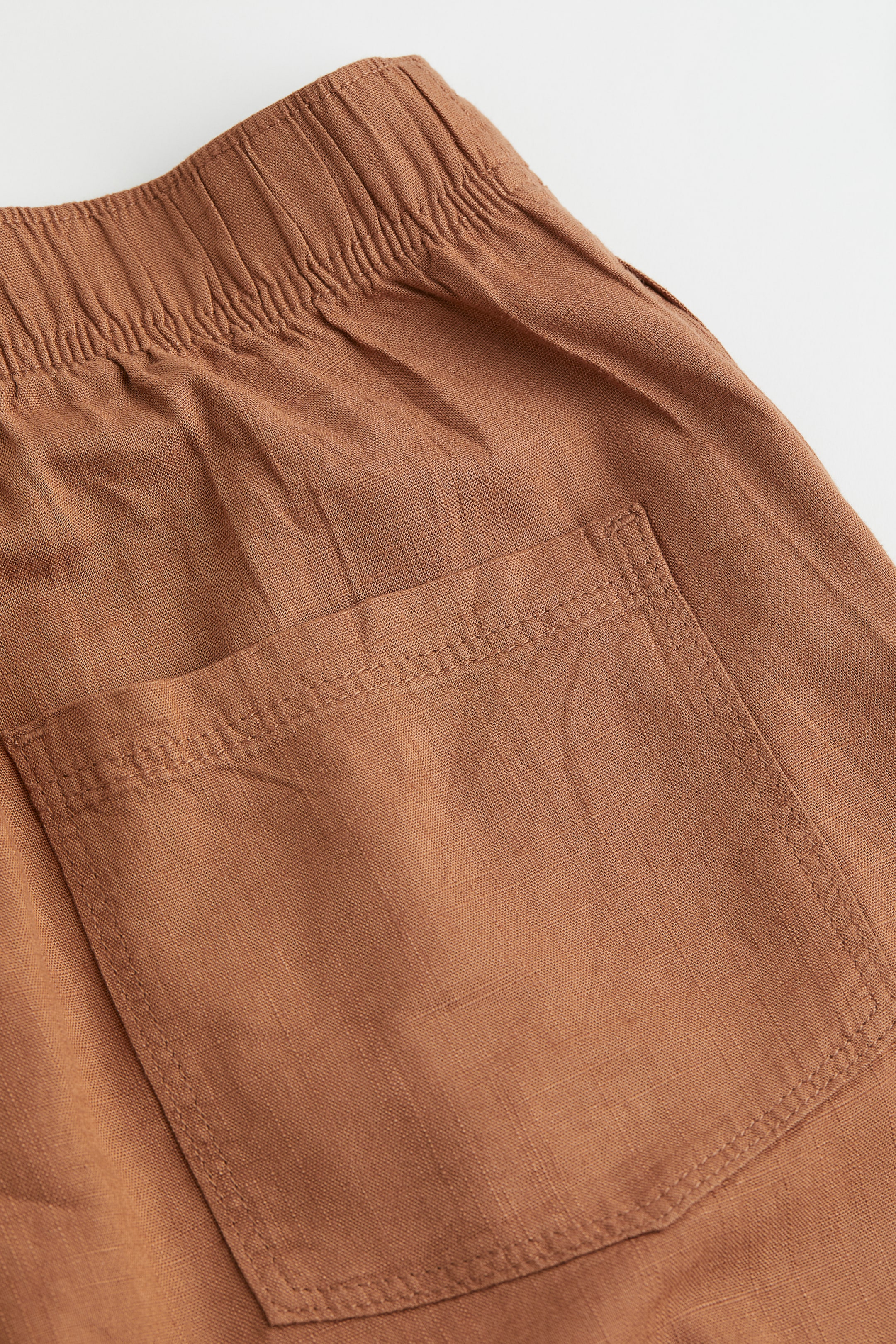 Größeres Bild ansehen: Hose aus Leinenmischung - Dunkelbeige - Ladies | H&M DE 2