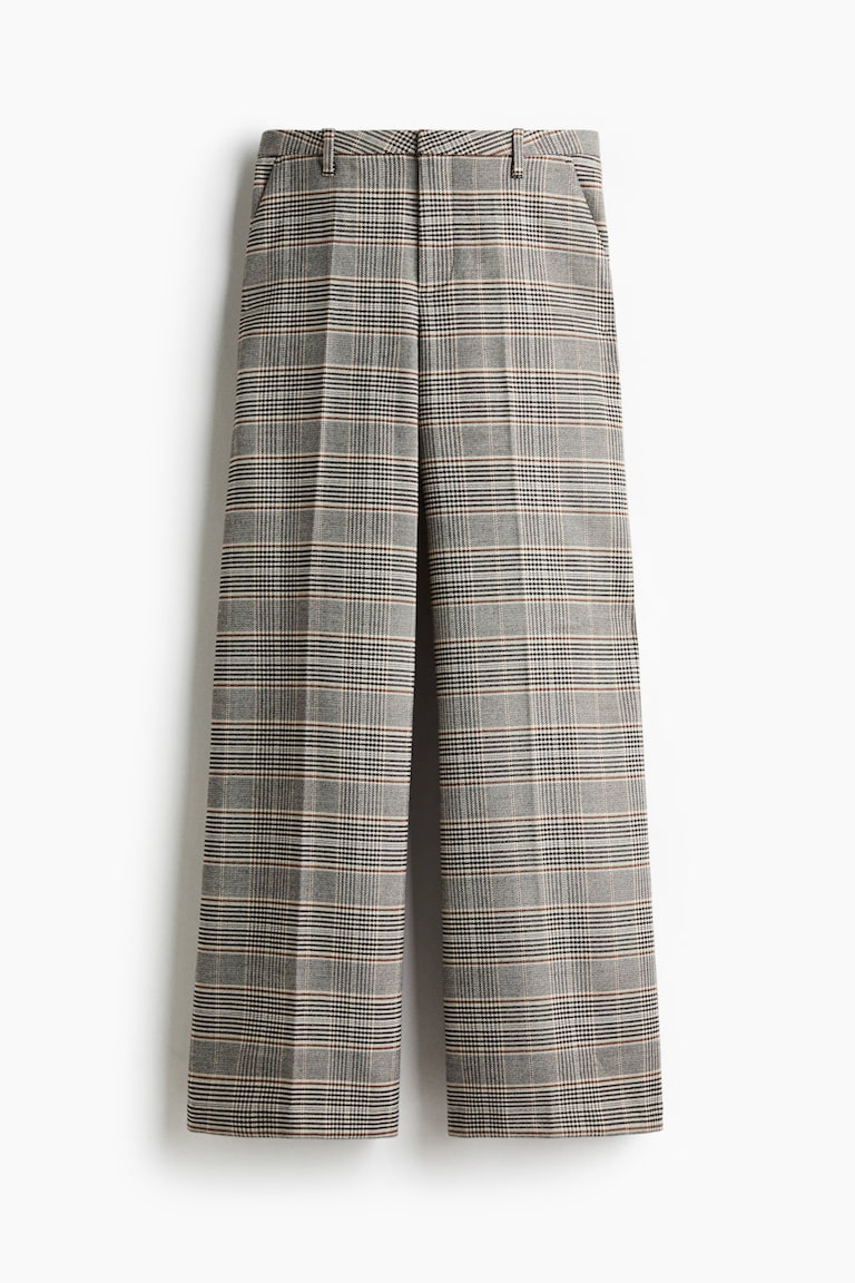 Široke pantalone elegantnog kroja