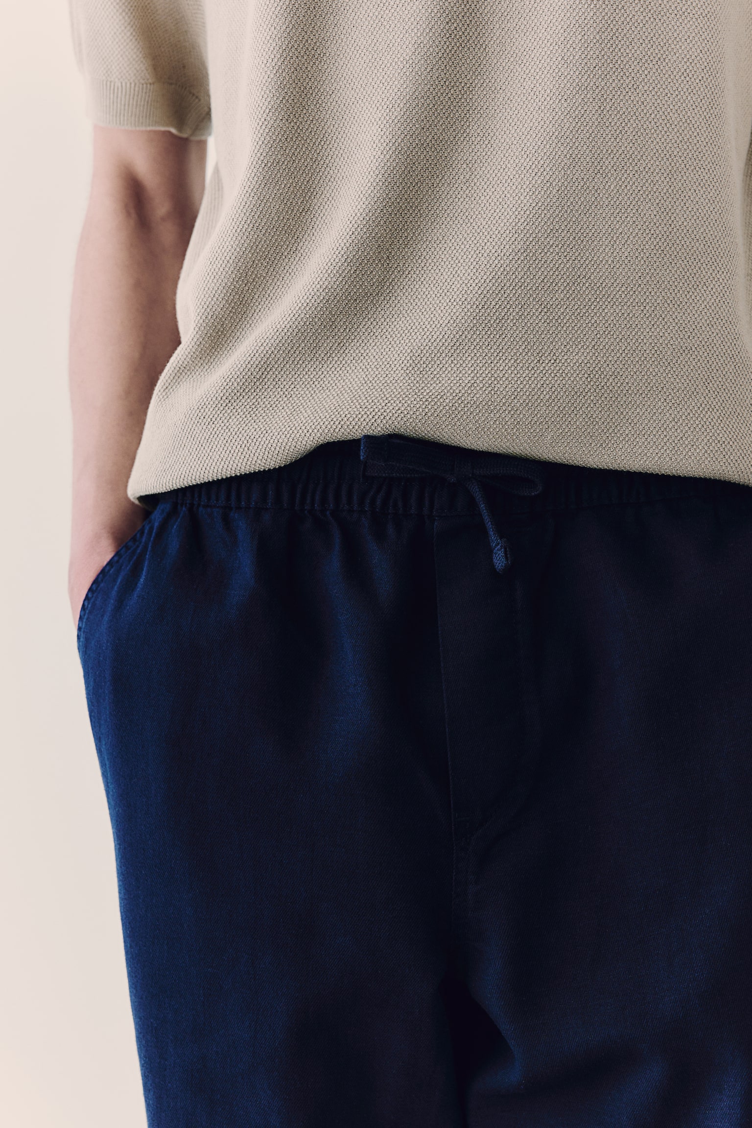 Relaxed Fit Linen-blend trousers - Navy blue/White - 4