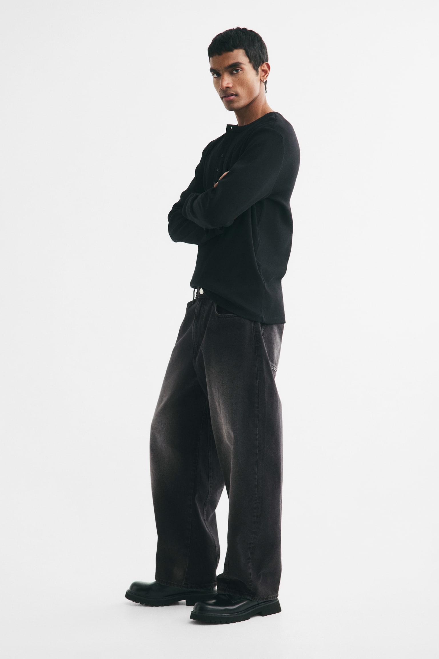 Мужские джинсы H&M Baggy Barrel-Leg, цвет: Джинсовый чёрный — фото 4