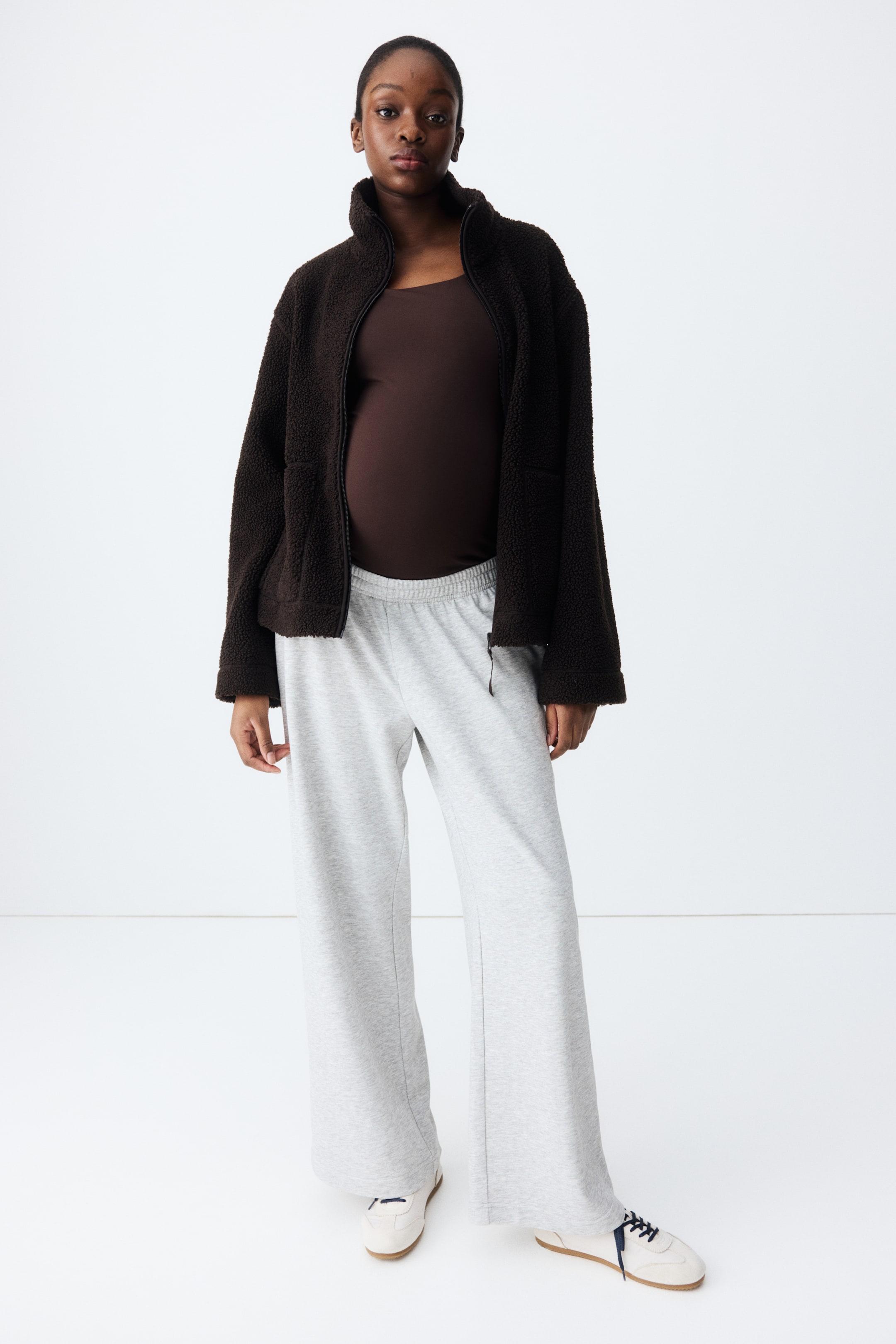 Grösseres Bild ansehen: MAMA Sweatpants - Graumeliert - DAMEN | H&M CH 1