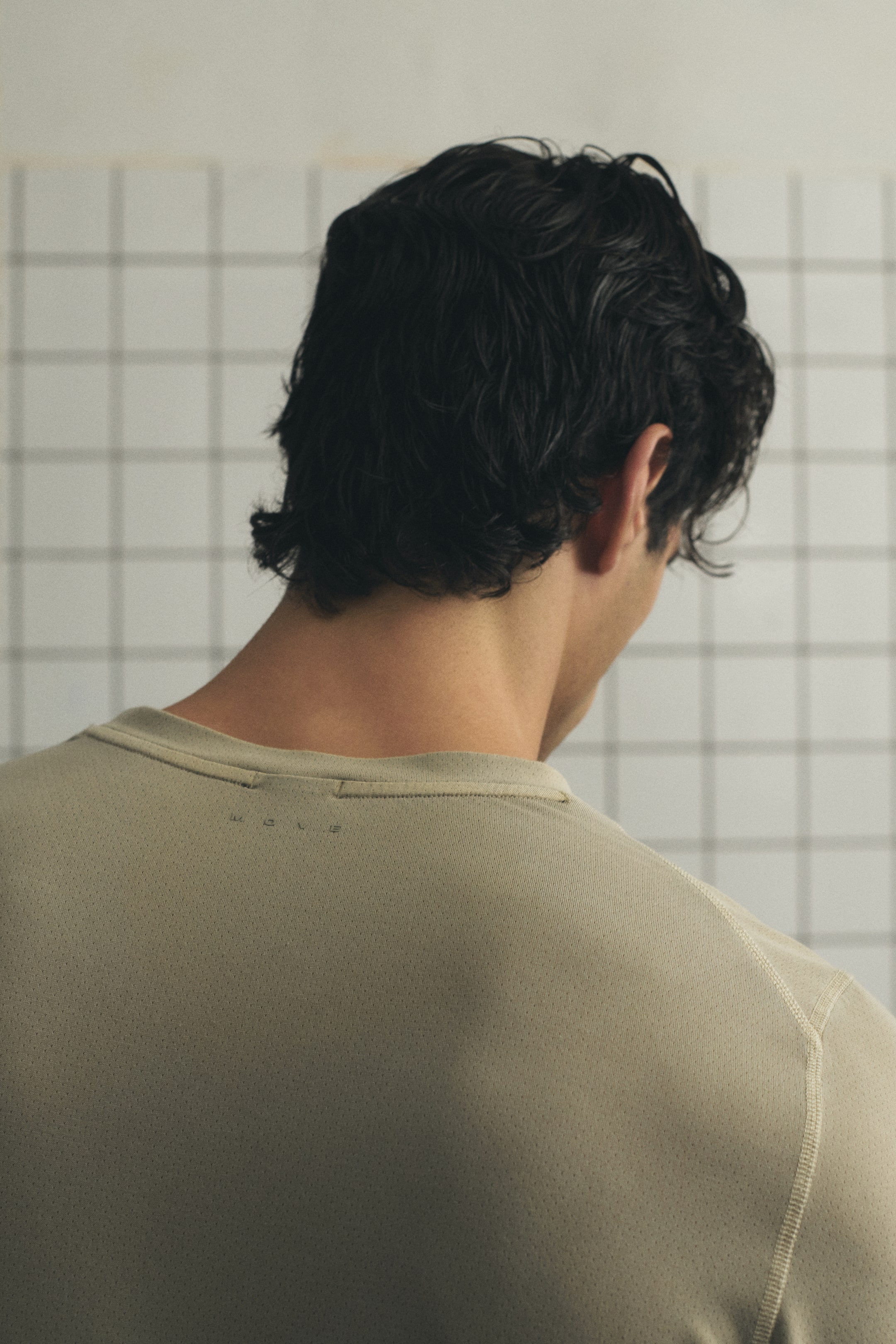 View larger image: Regular-Fit Long-Sleeve Sports Shirt with DryMove™ - Light beige - Men | H&M US 1