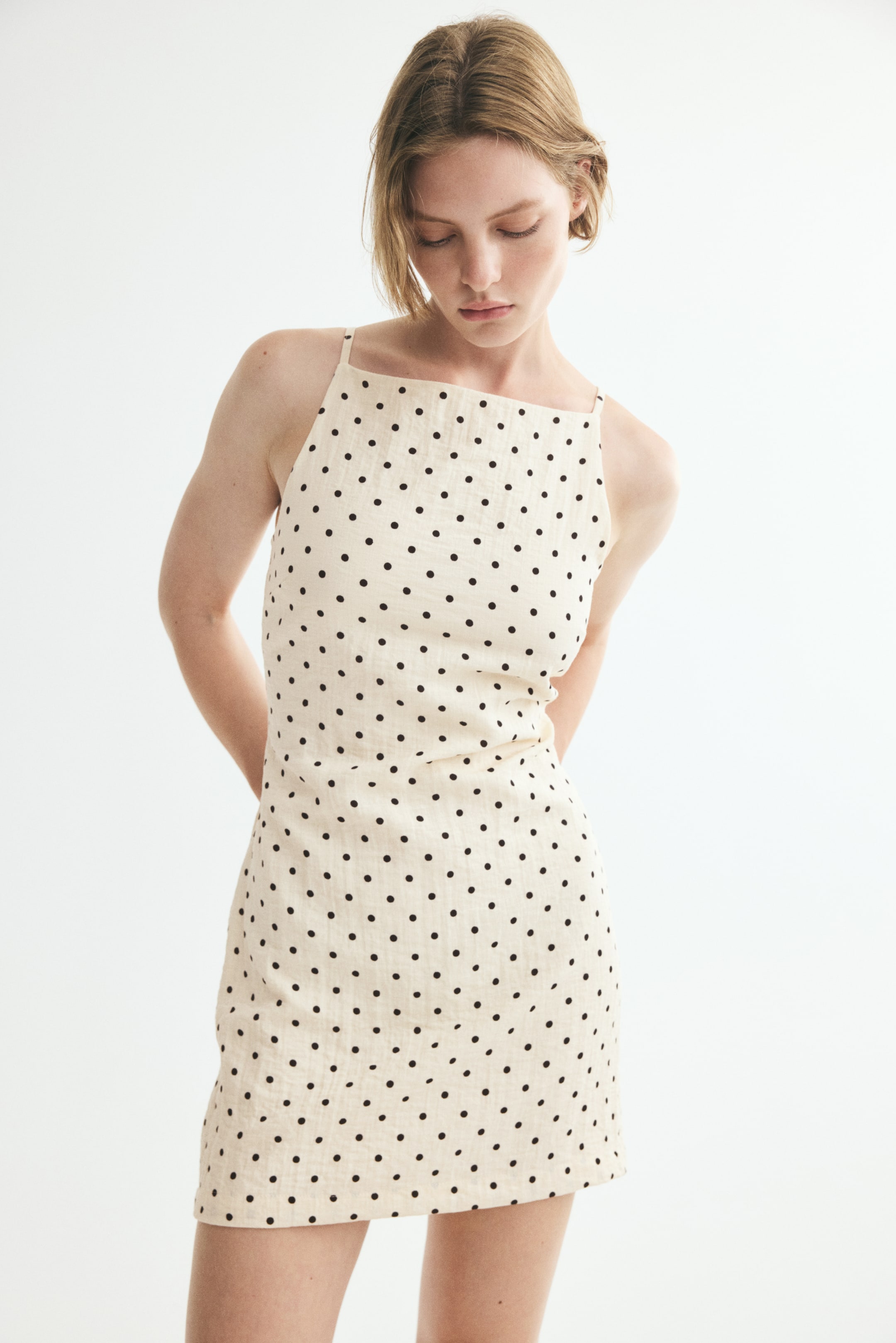 View larger image: Sleeveless Crêpe Dress - Light beige/polka dot - Ladies | H&M CA 1