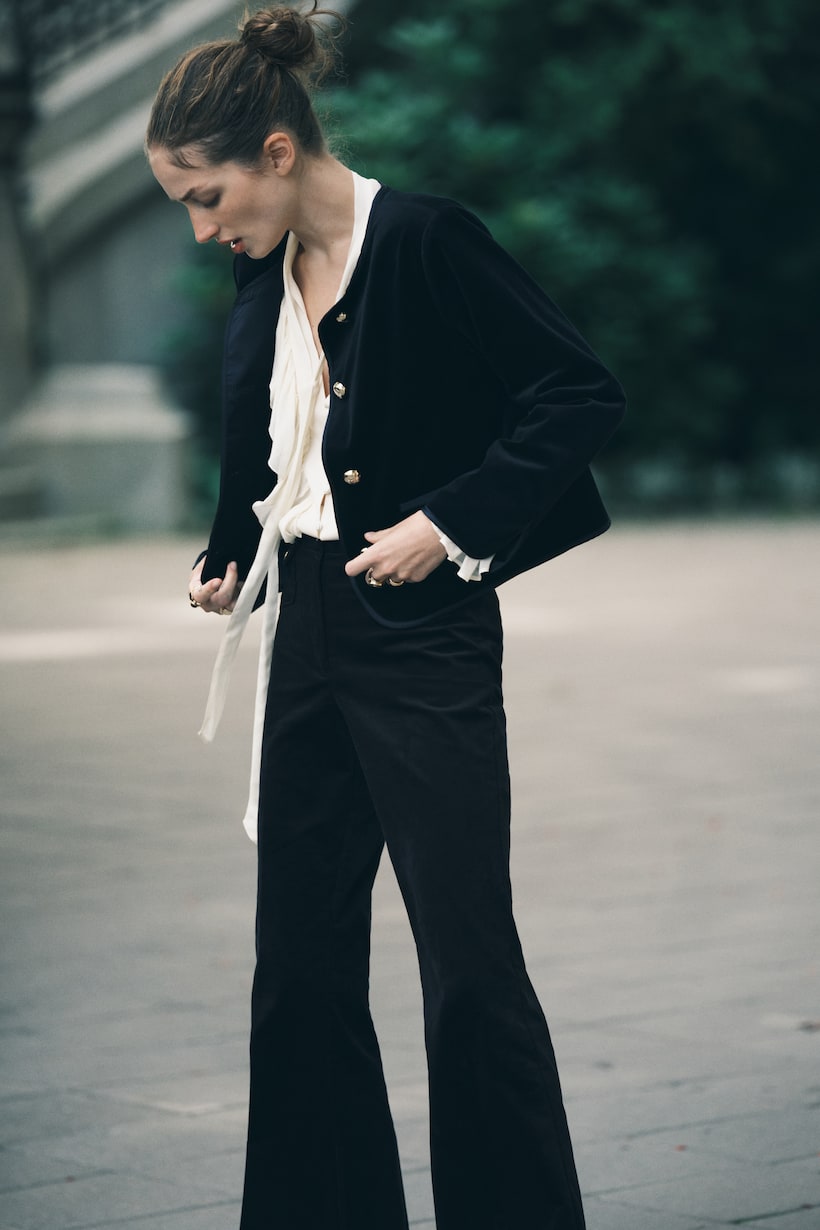 Ensemble De Costume Grs Pour Femme Avec Revers Cranté Et Pantalon