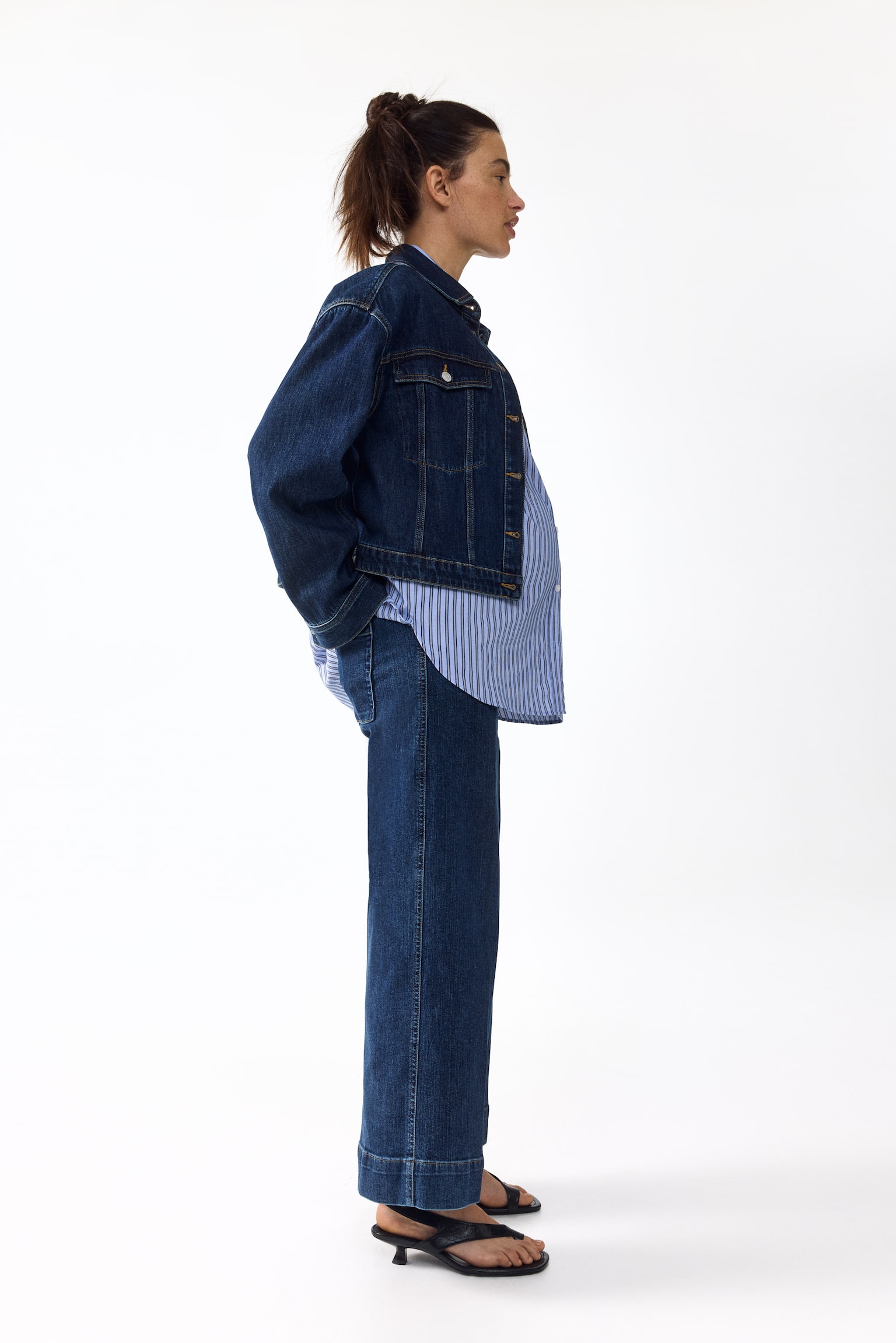 MAMA Wide High Waist Ankle Jeans - 6