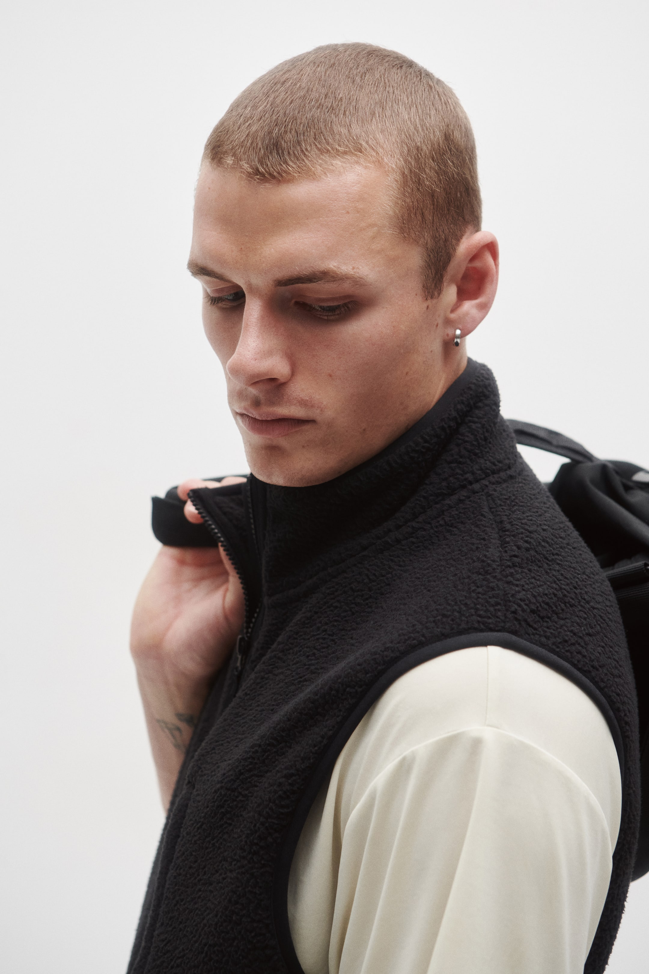 Regular-Fit Teddy Fleece Sports Vest