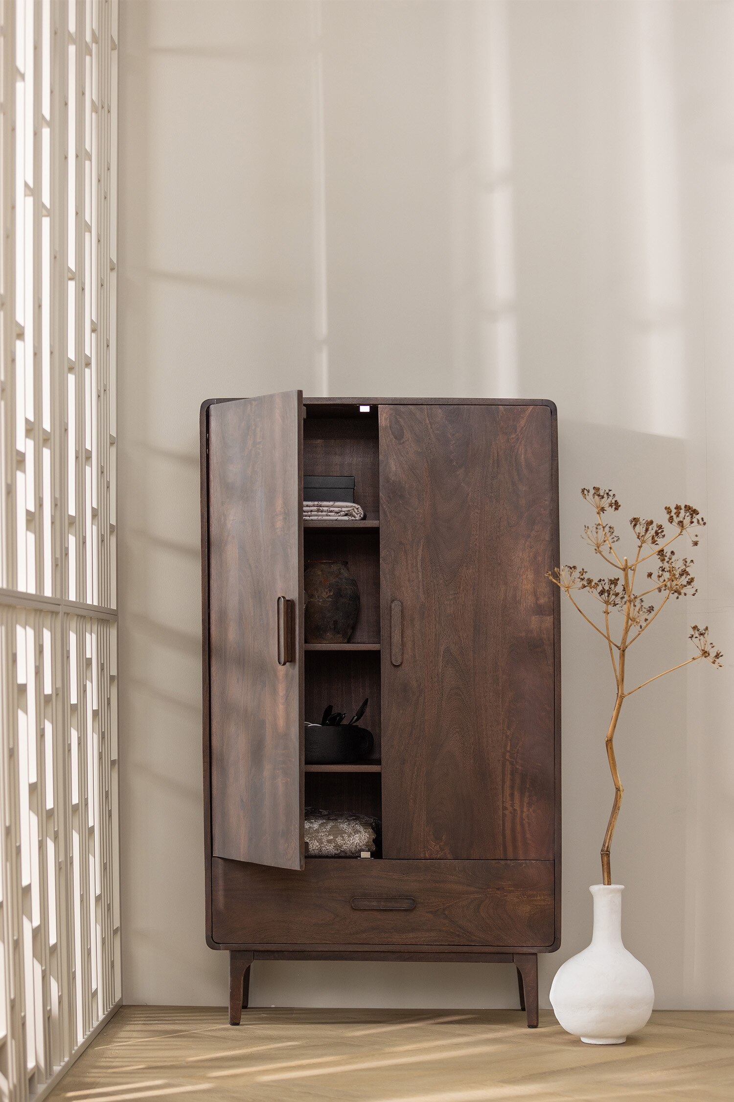 Liya 2-türiger Schrank - Braun