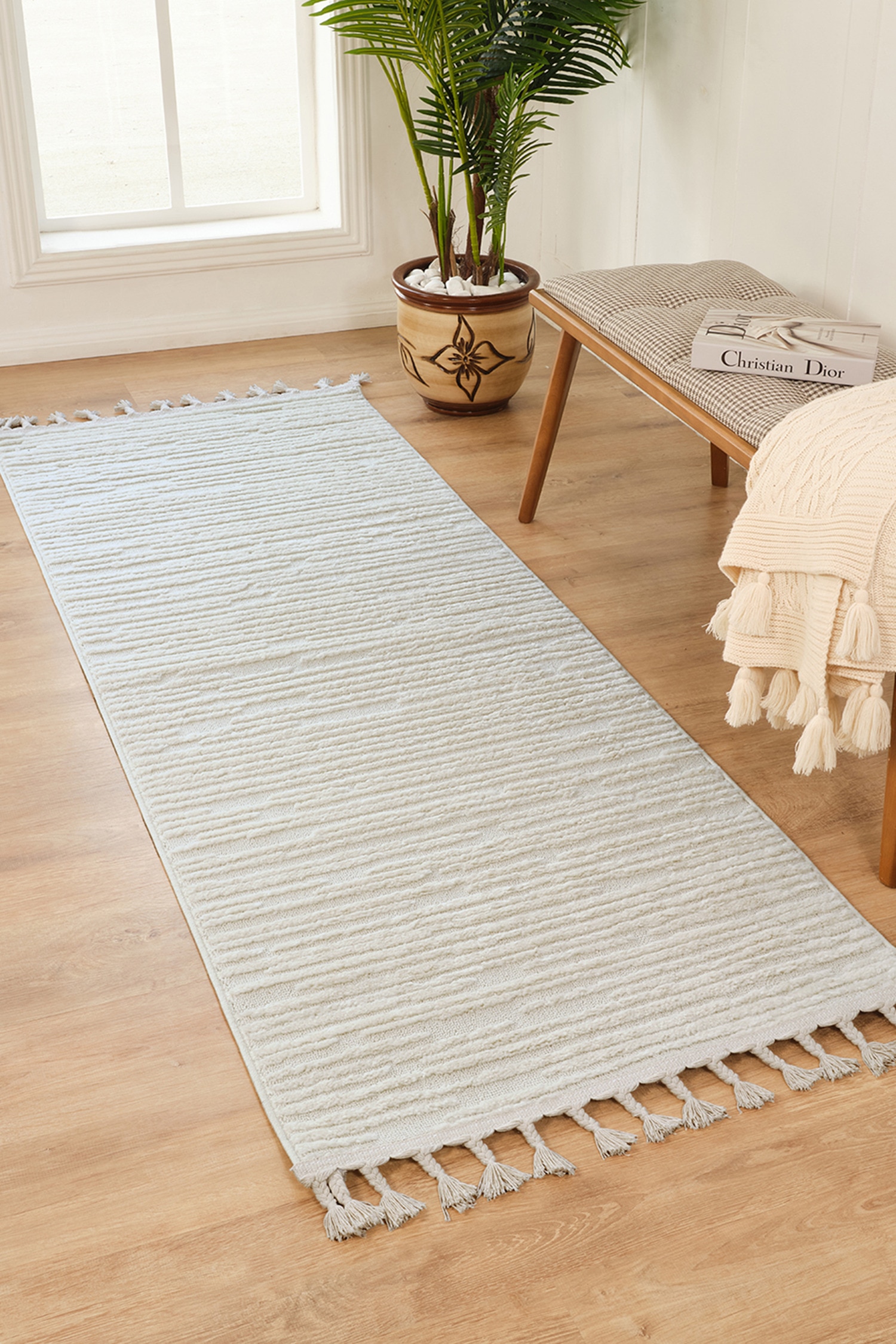 Nora Global High Pile Fringe Rug
