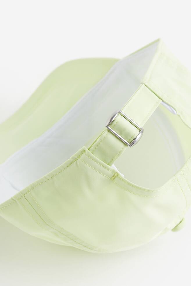 Water-repellent sports cap - Light green/Black/Light beige - 2