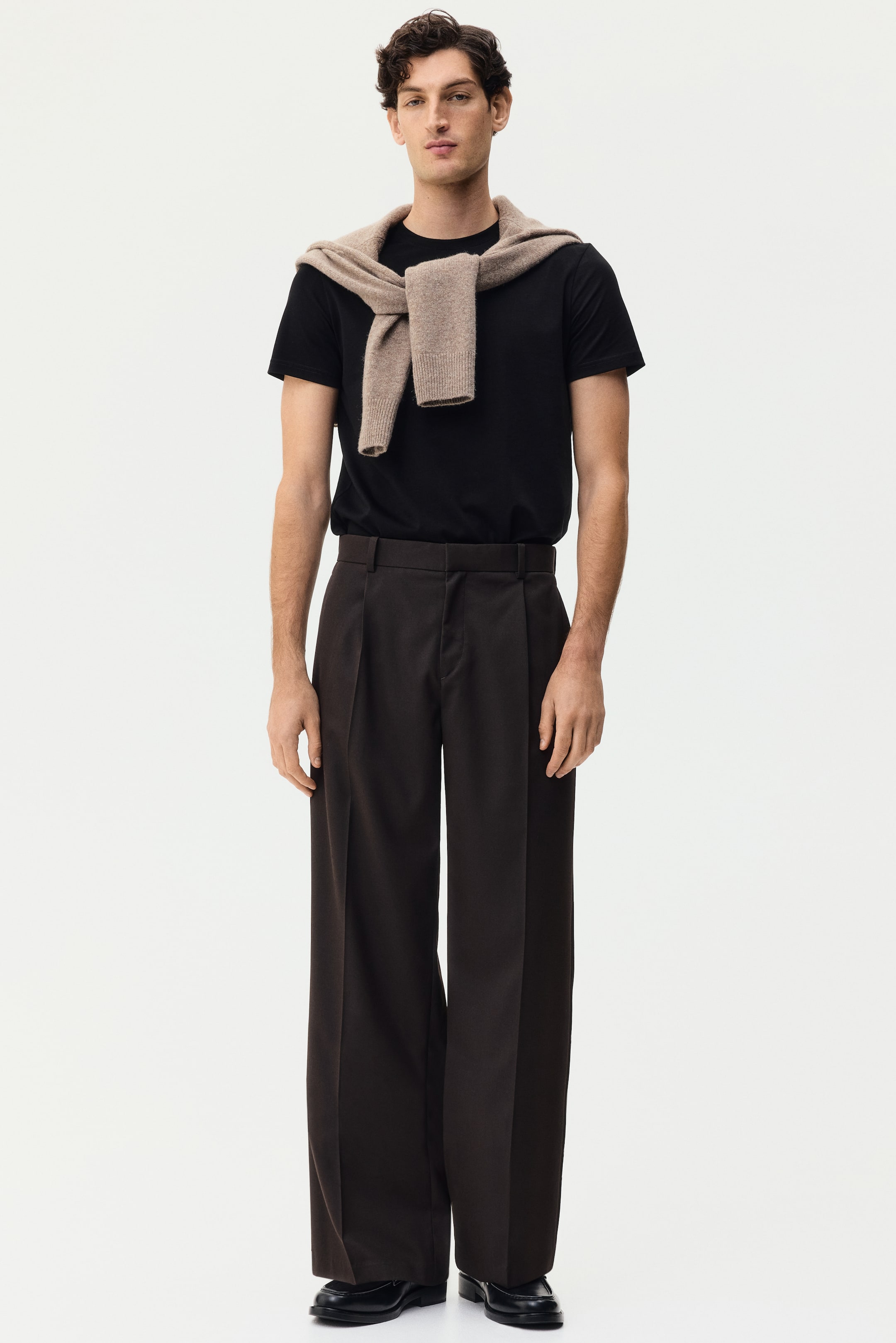 拡大画像を表示: スリムフィット ピマコットンTシャツ - ブラック - Men | H&M JP 2