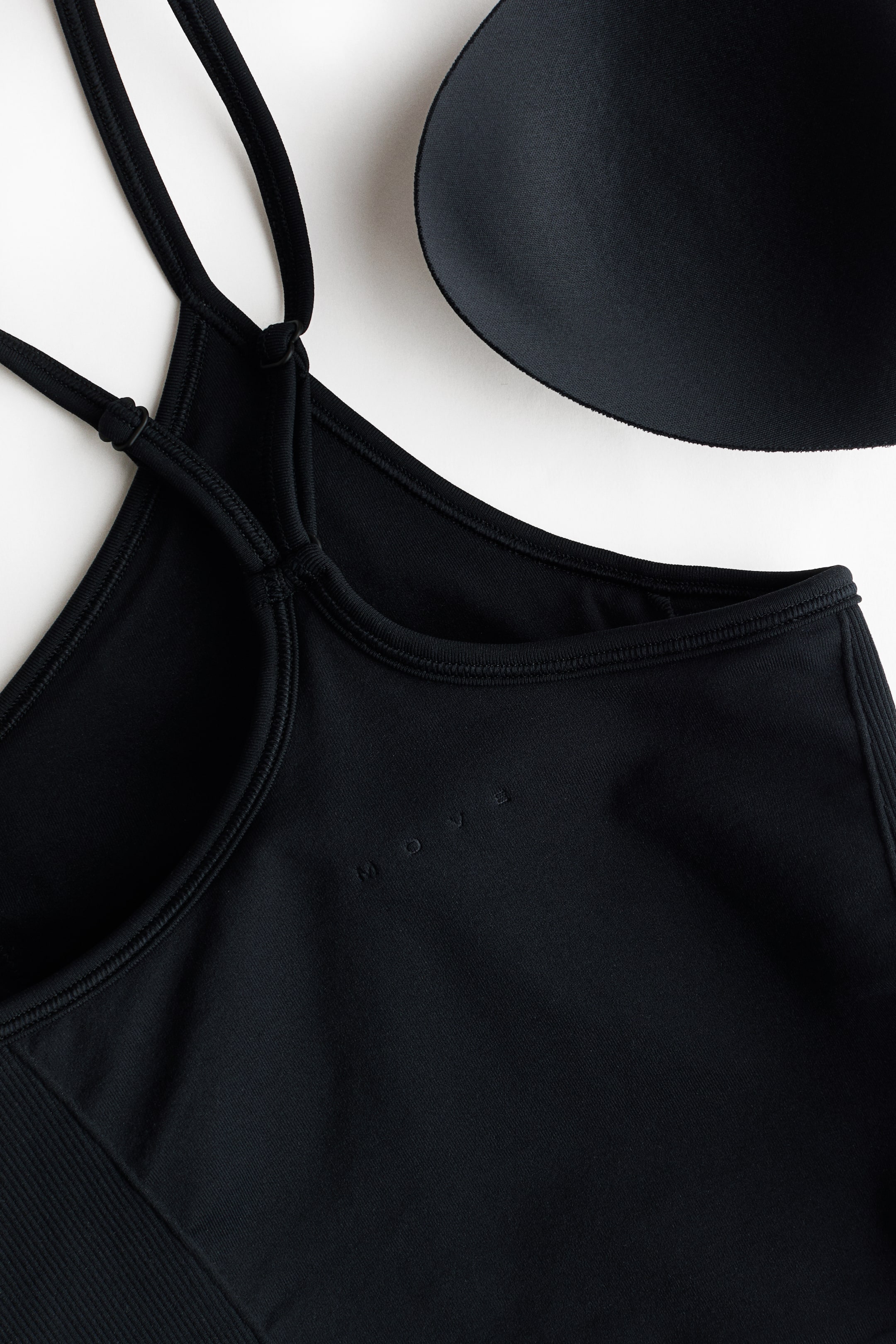 Seamless Sports Top with DryMove™