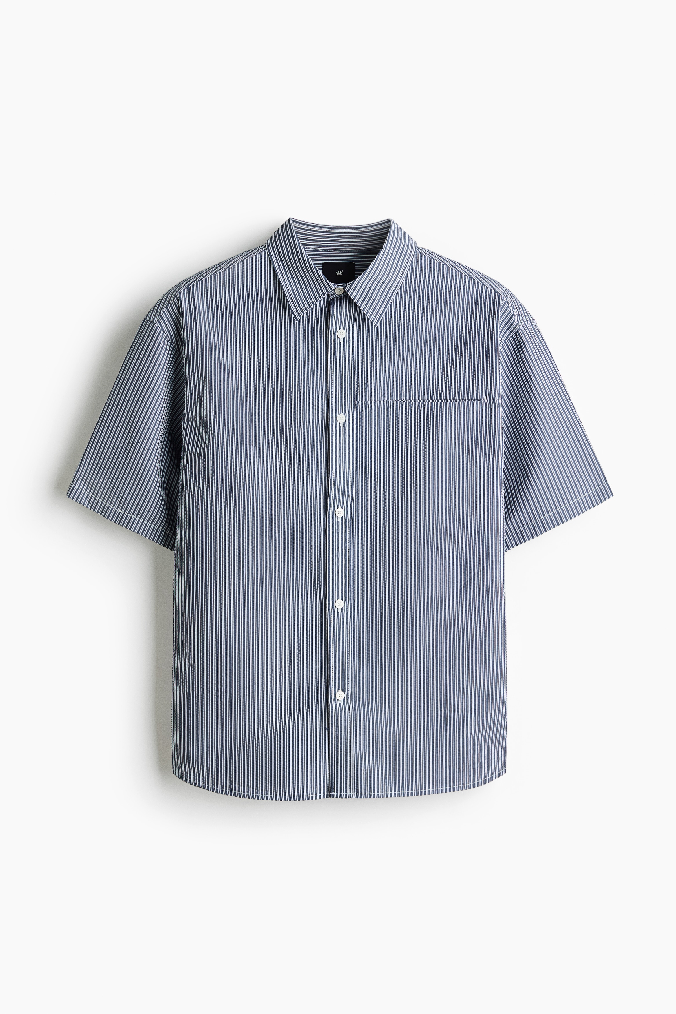 Loose-Fit Short-Sleeved Seersucker Shirt - Navy blue/striped/Black/White/striped