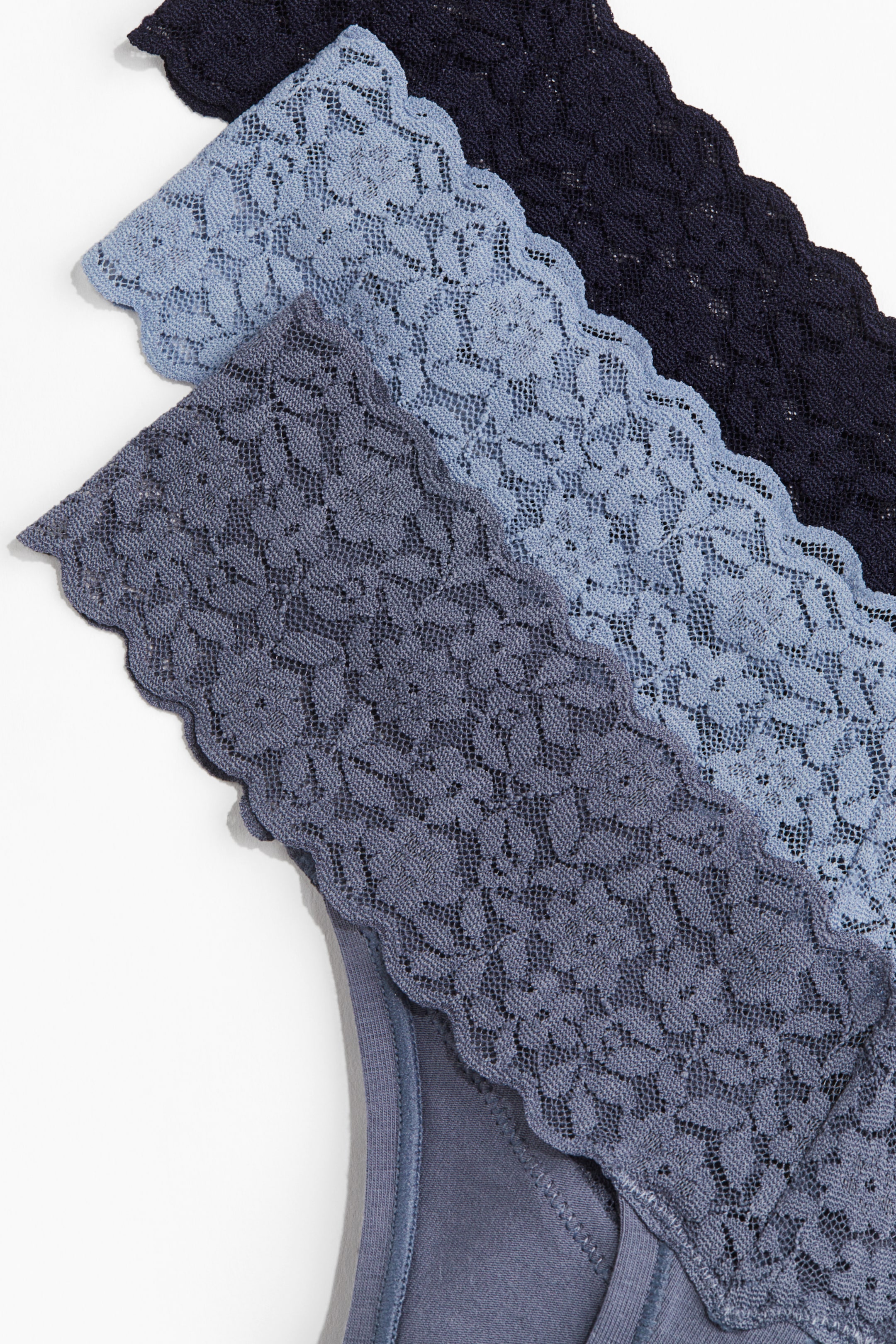 Xem ảnh lớn hơn: Bộ 3 quần ren lọt khe - Xanh tím than/Xanh dương nhạt - Ladies | H&M VN 2