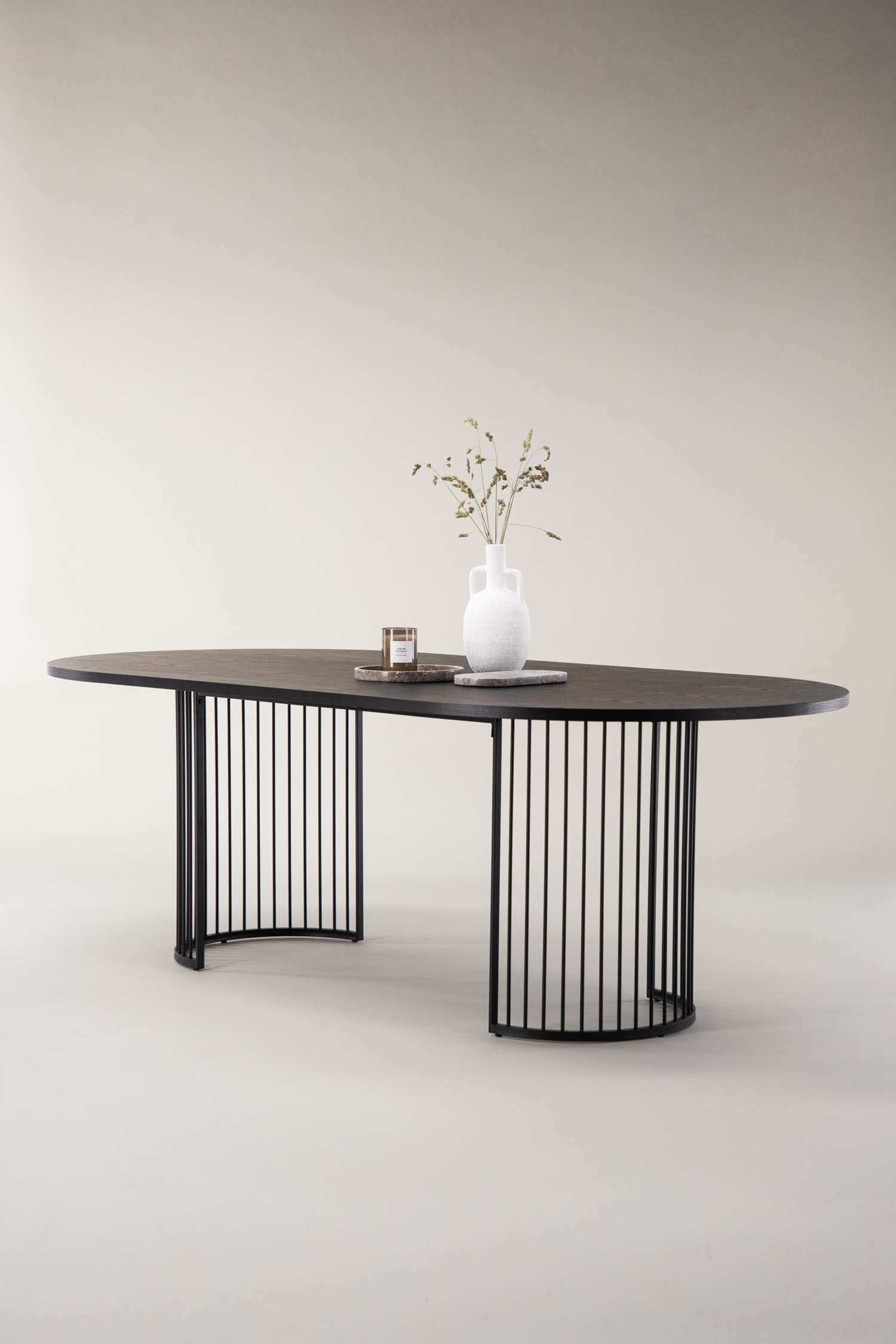 Hamneskär Dining Table - Mdf, Noir/Mdf, Noyer