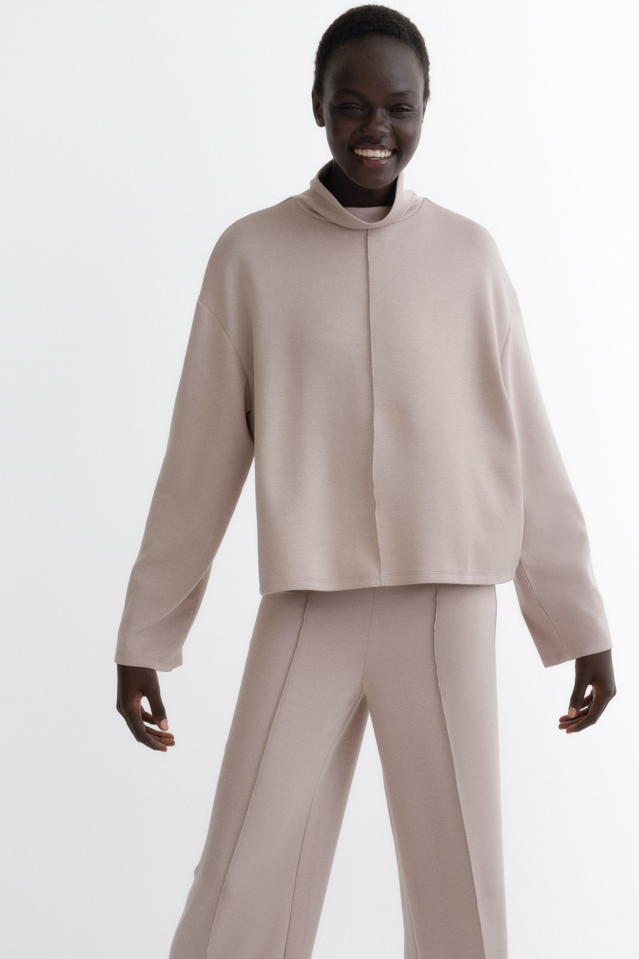 拡大画像を表示: トップス&パンツ 2アイテムセット - ライトモール - レディース | H&M JP 2