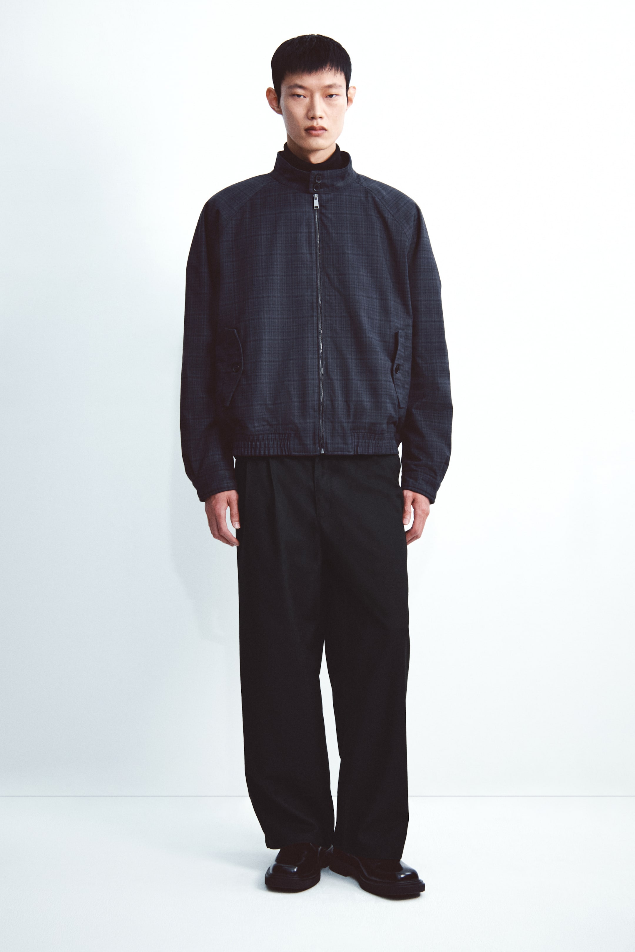 이미지 확대 보기: 와이드 테일러드 팬츠 루즈핏 - 블랙 - Men | H&M KR 2