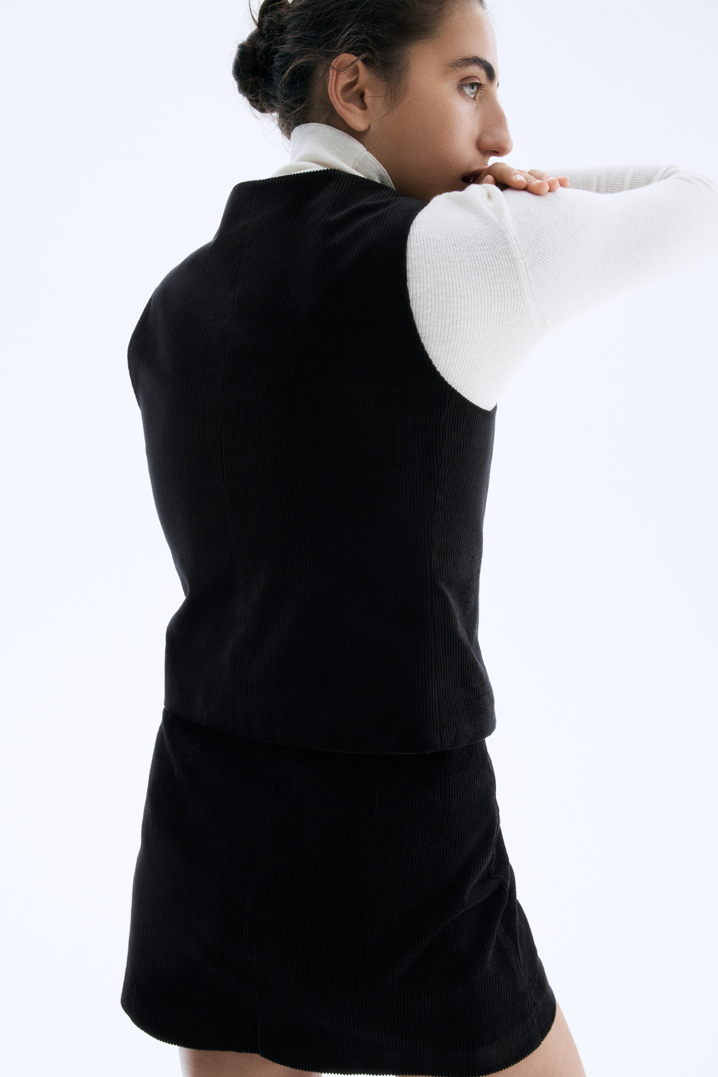V-neck waistcoat