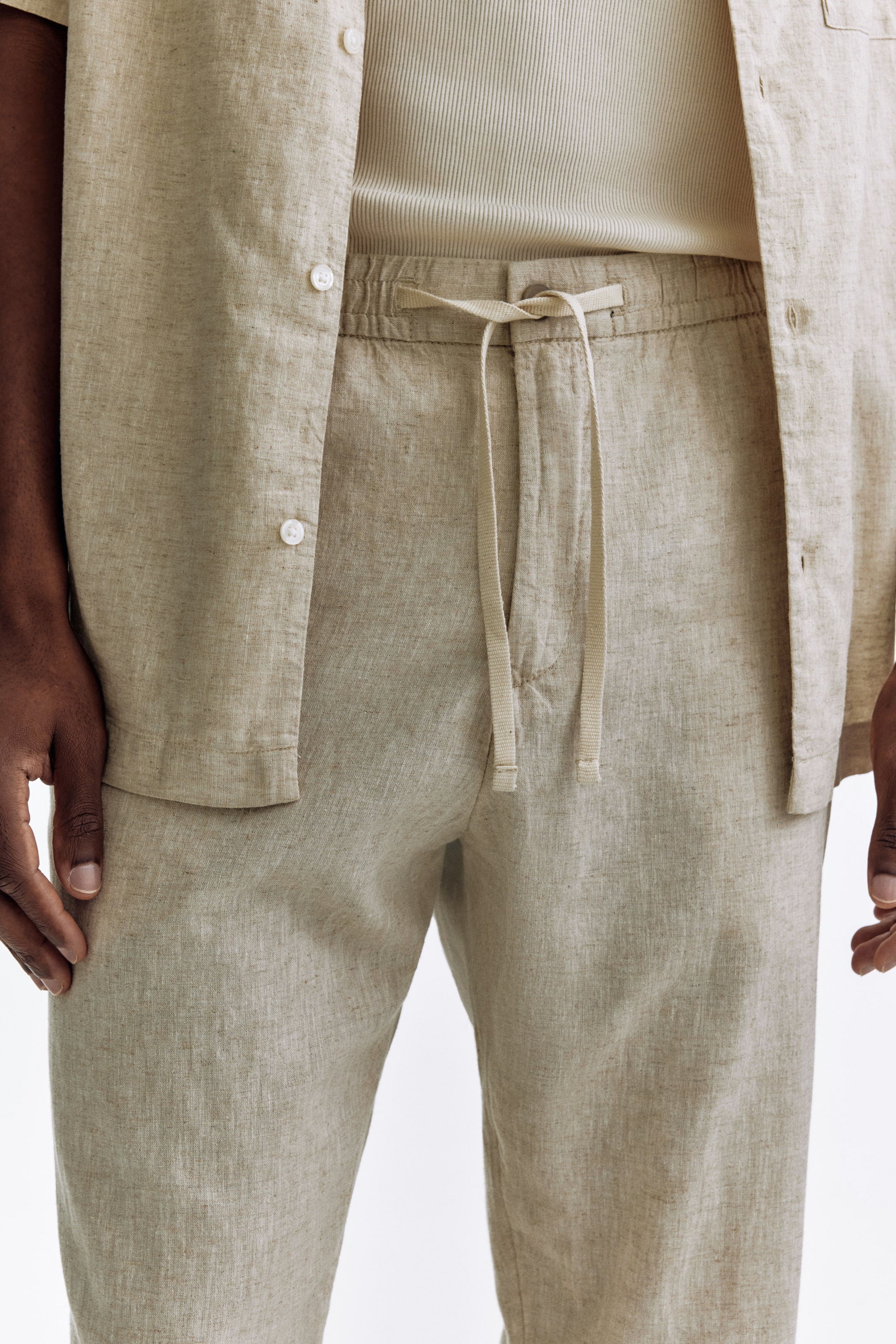 Pantalon coupe classique en lin mélangé