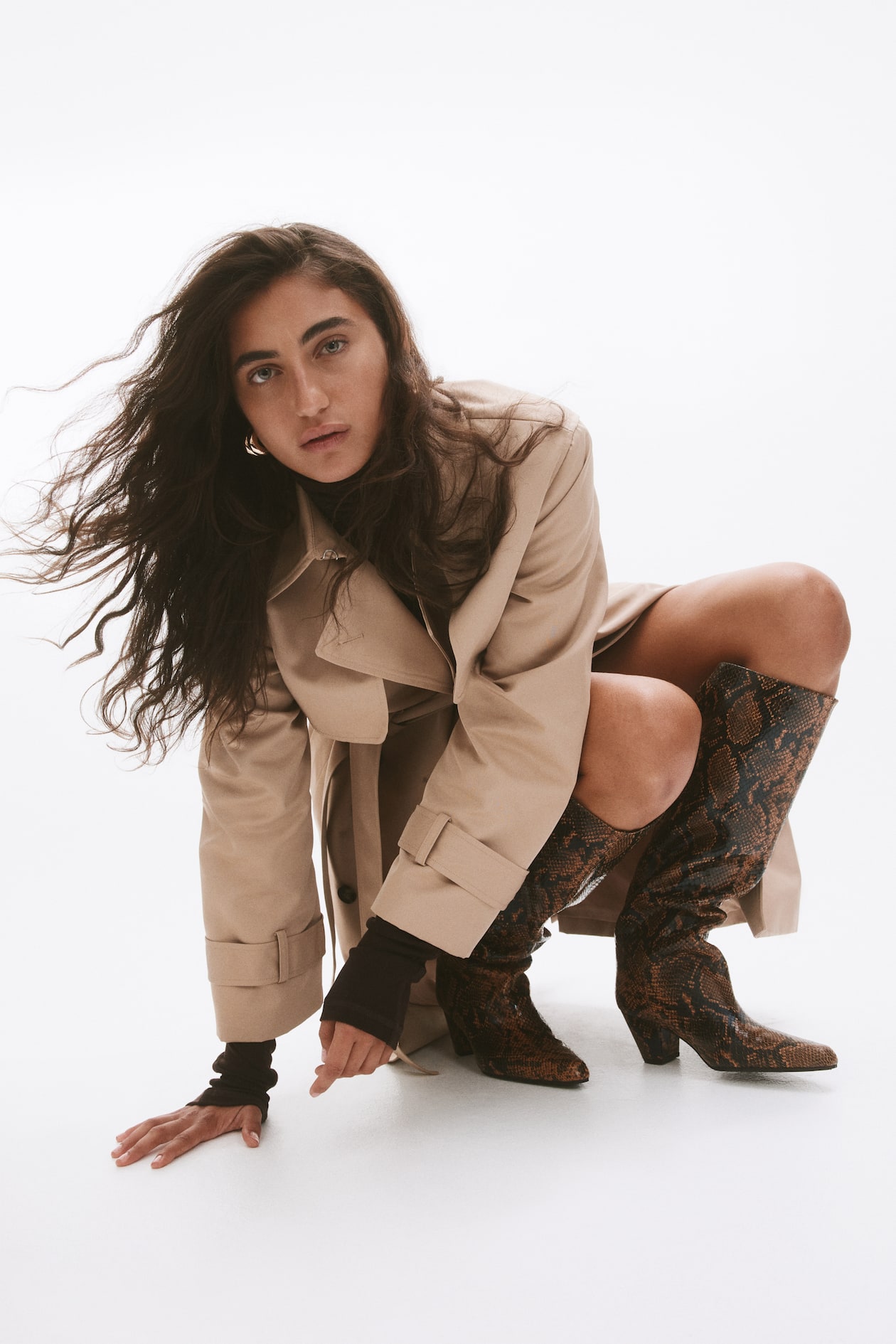 Bottes Hautes En Chocolat Imprimé Serpent À Petit Talon Et Bout Coupé