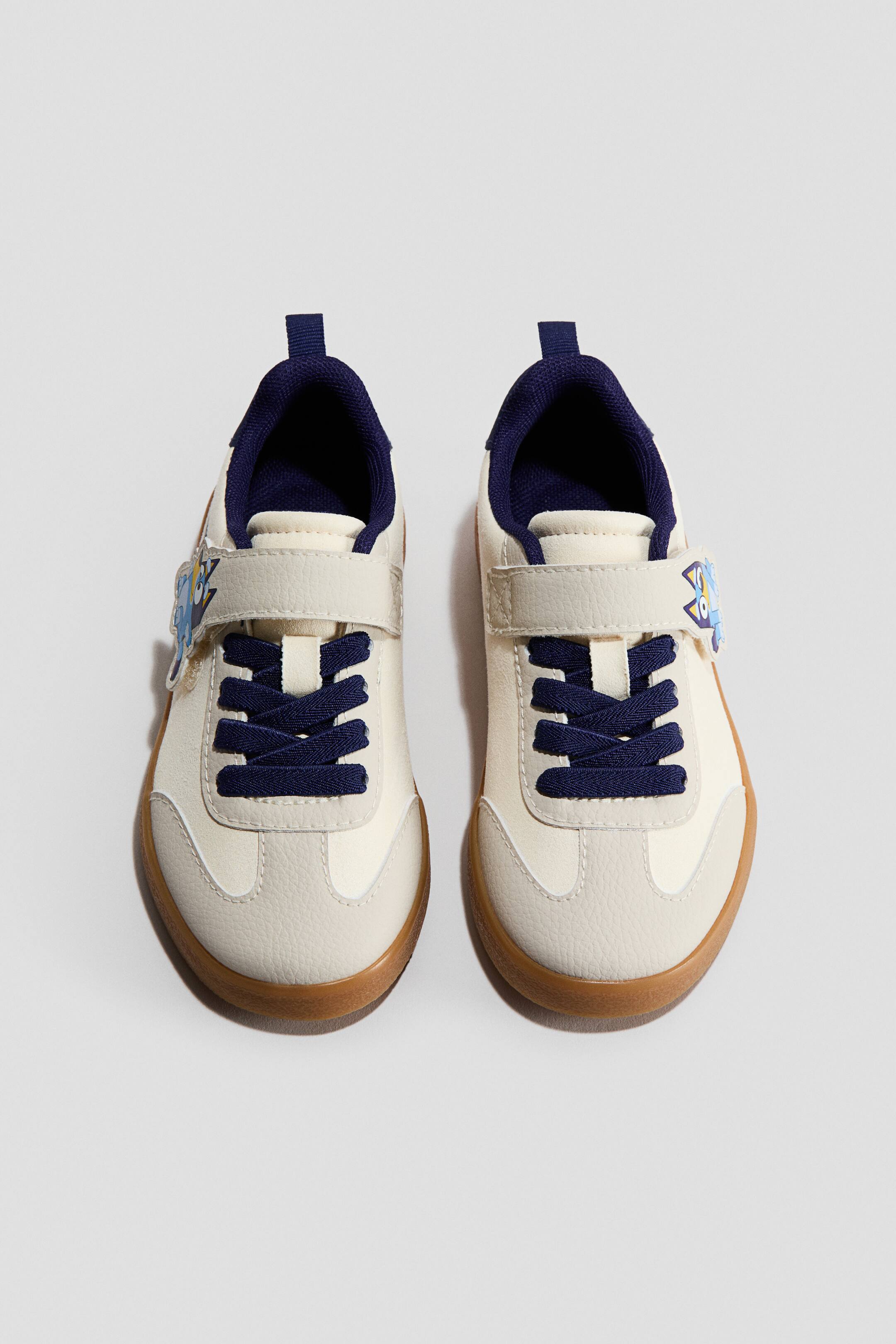 Ampliar la imagen: Tenis con aplicaciones - Beige/Bluey - Kids | H&M MX 2