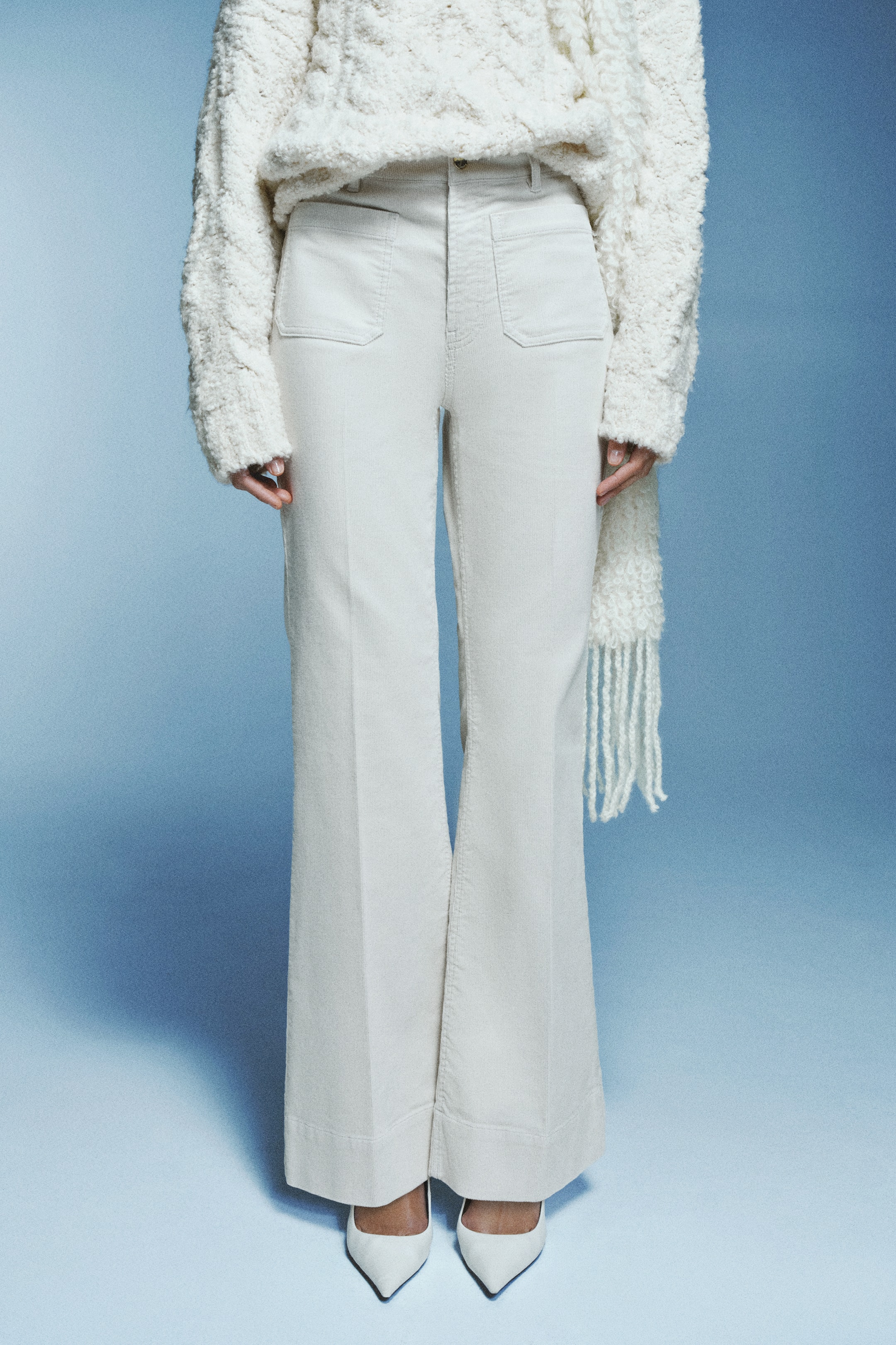 Büyük resmi görüntüle: İspanyol Paça Fitilli Kadife Pantolon - Açık bej - KADIN | H&M TR 2