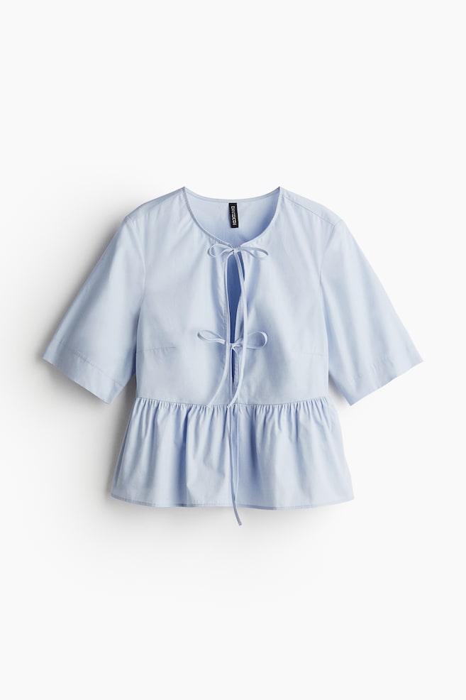Popelinebluse mit Bindebändern - Hellblau/Weiß - 1