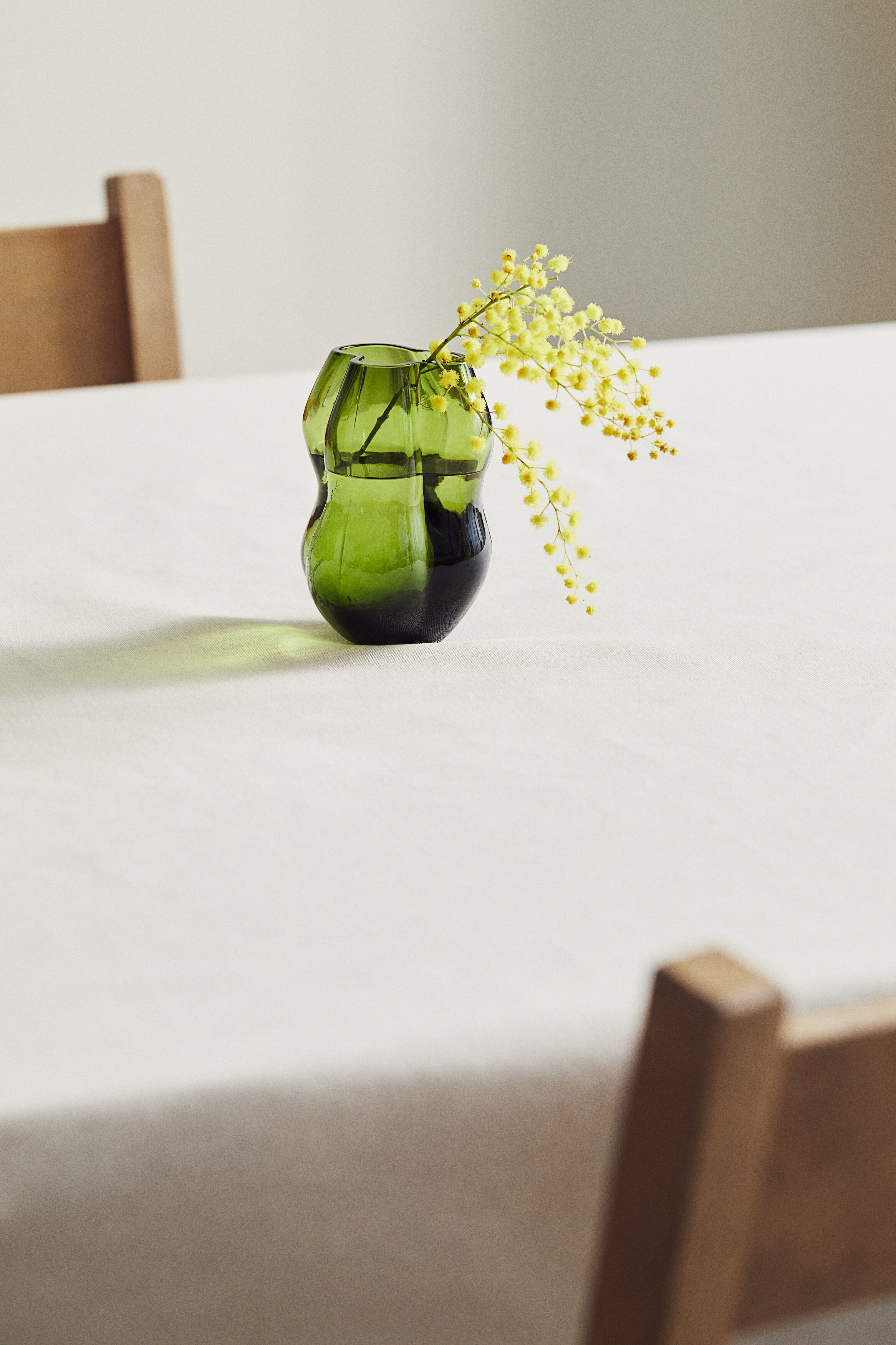 Маленькая стеклянная ваза H-M 2090₽