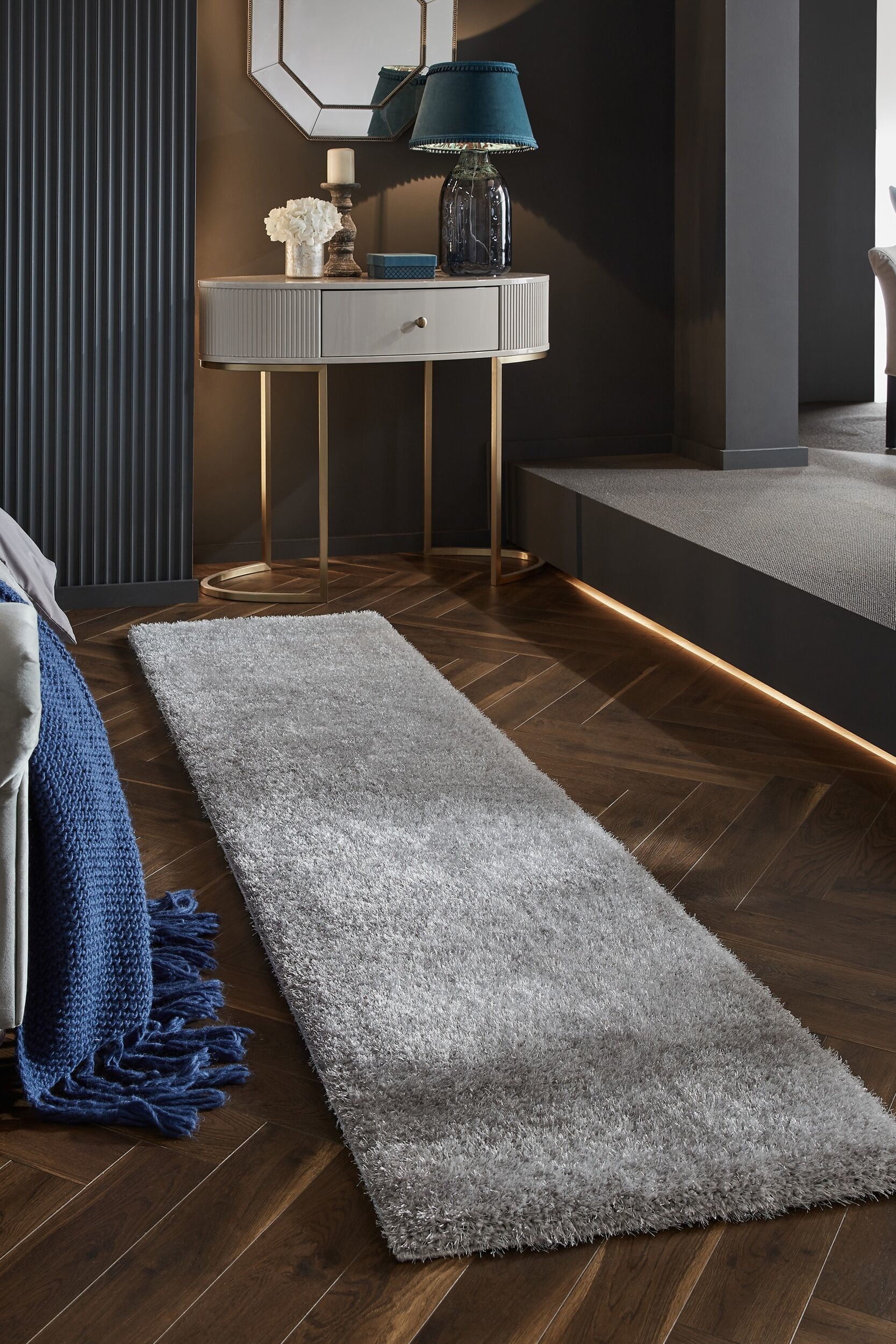 Pörröinen Velvet-kierrätysmatto Käytävään - Vaaleanharmaa/Norsunluunvalkoinen