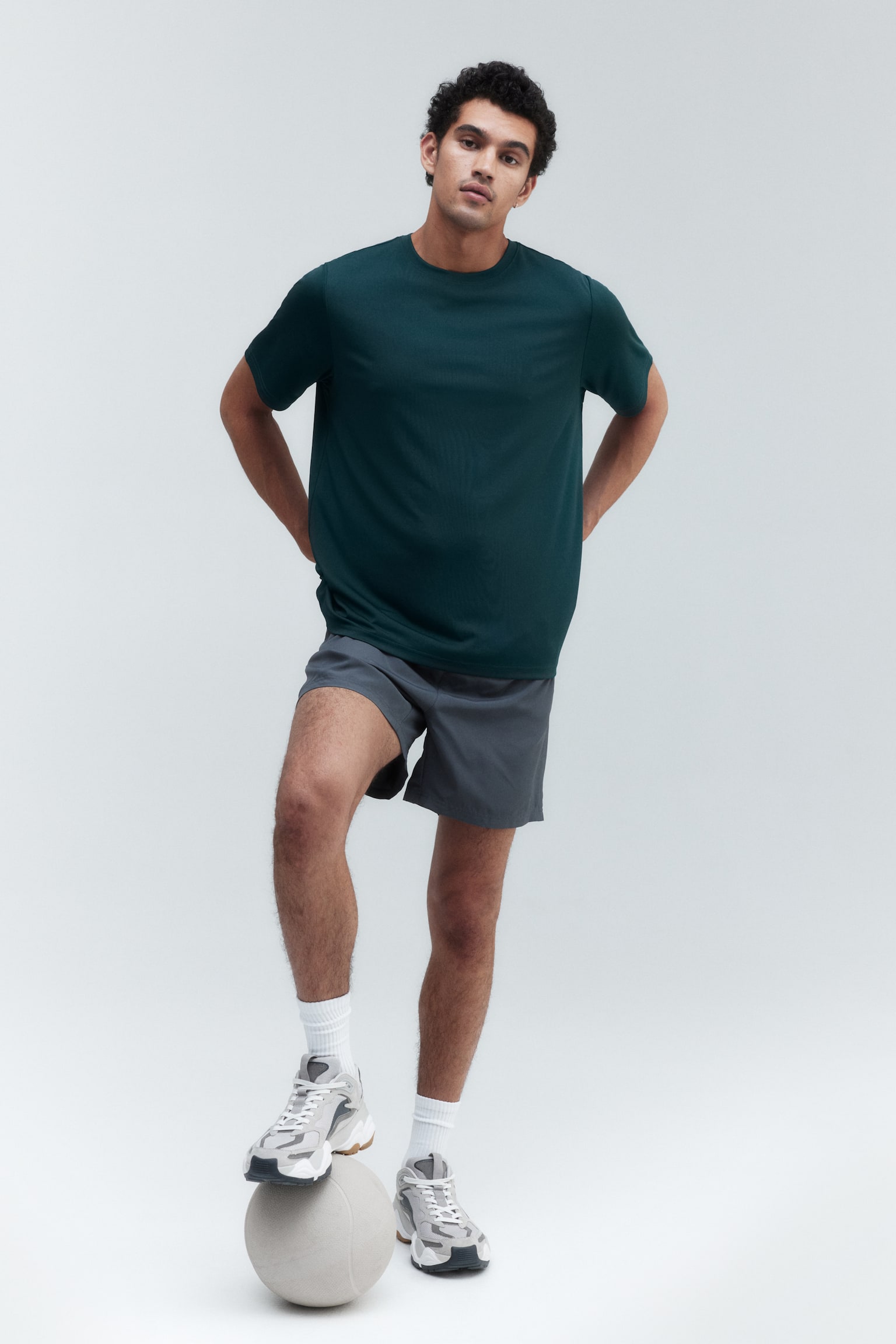 Regular Fit Sports top in DryMove™ - Dark green/Black/White/Dark khaki green/Navy blue - 1