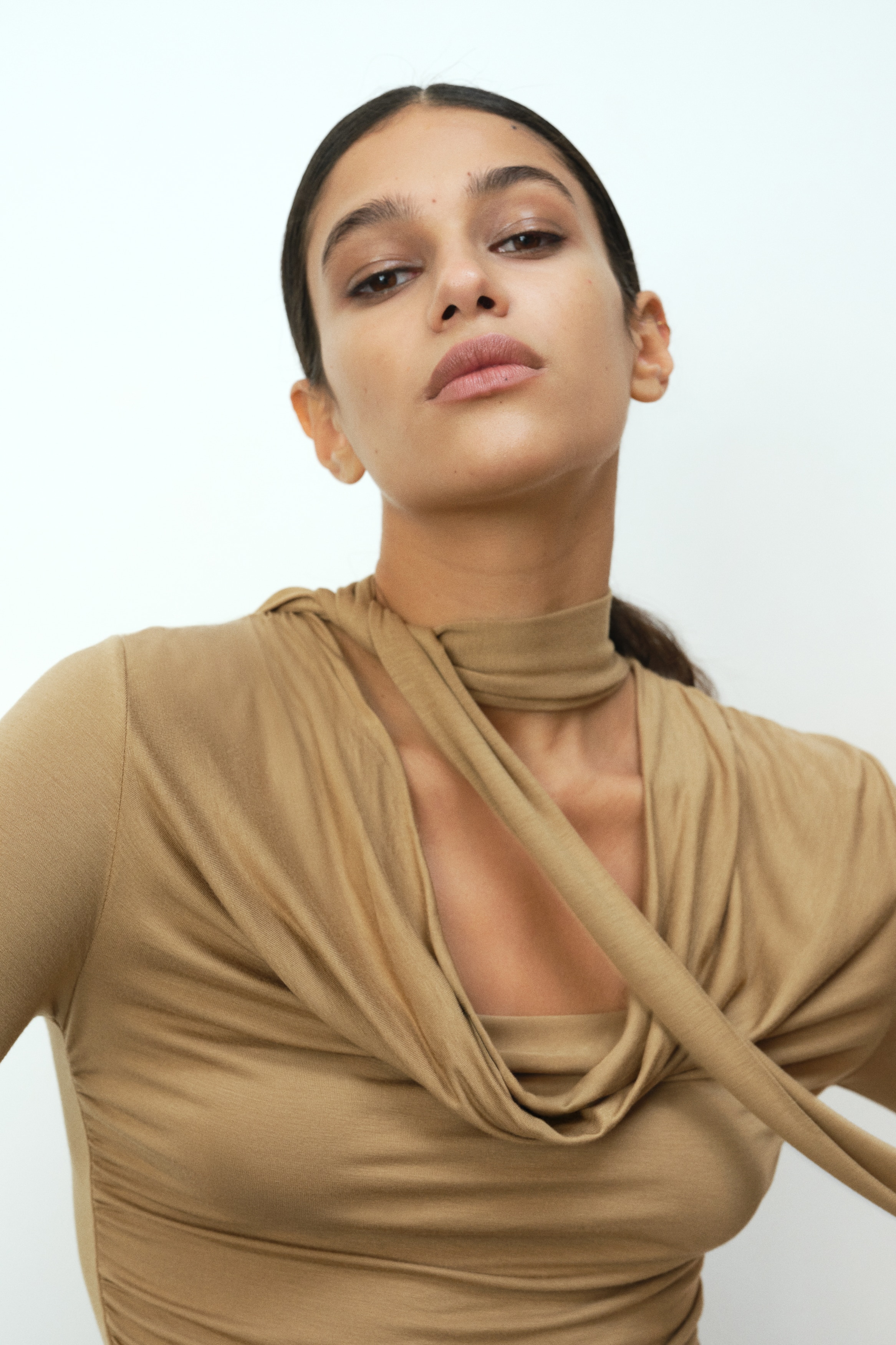 Top à effet drapé avec écharpe - Beige foncé/Vert foncé/Noir