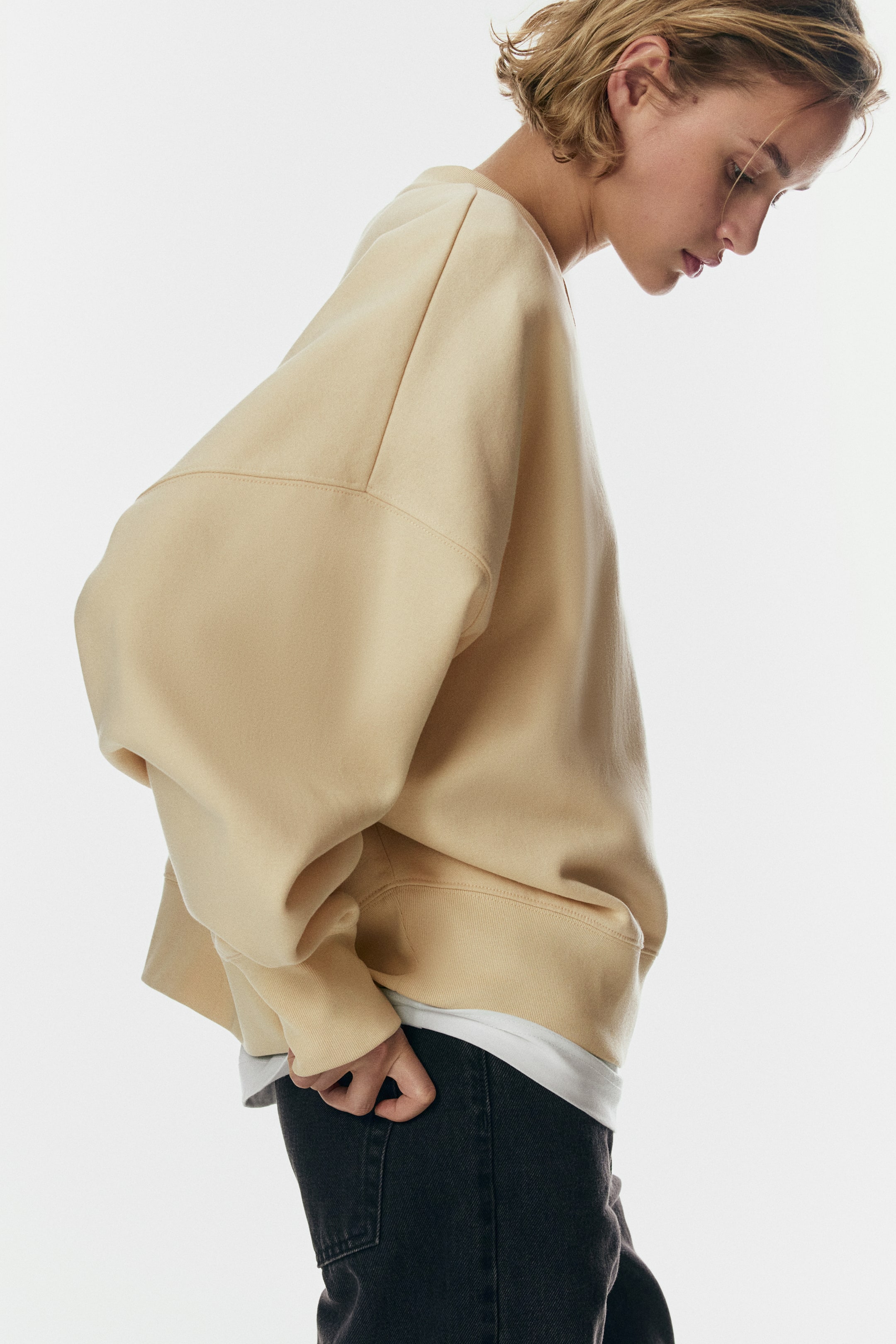 View larger image: Oversized Sweatshirt - Light yellow - Ladies | H&M US 1