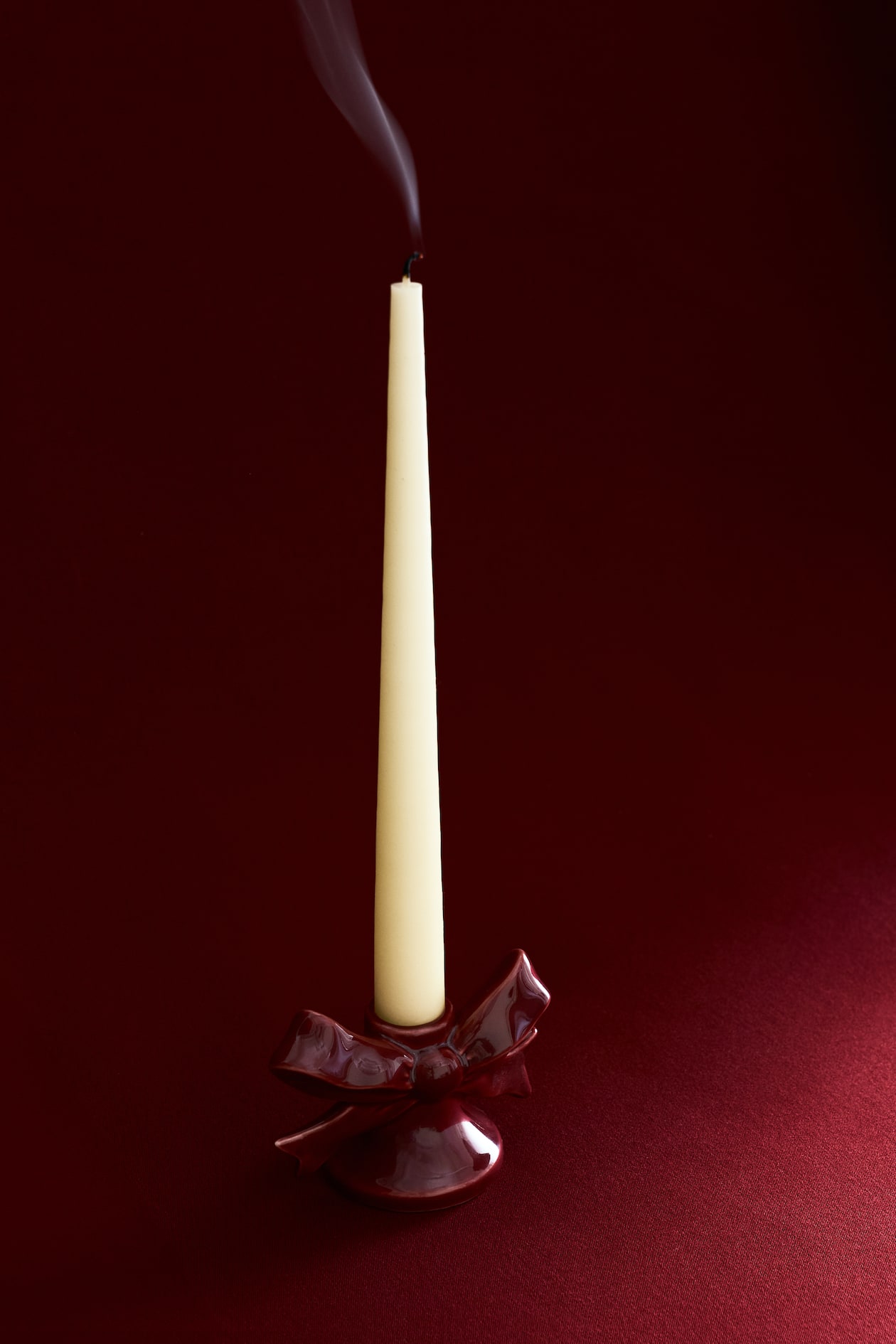 Red/bow Decorative Stoneware Candleholder at H&M Home