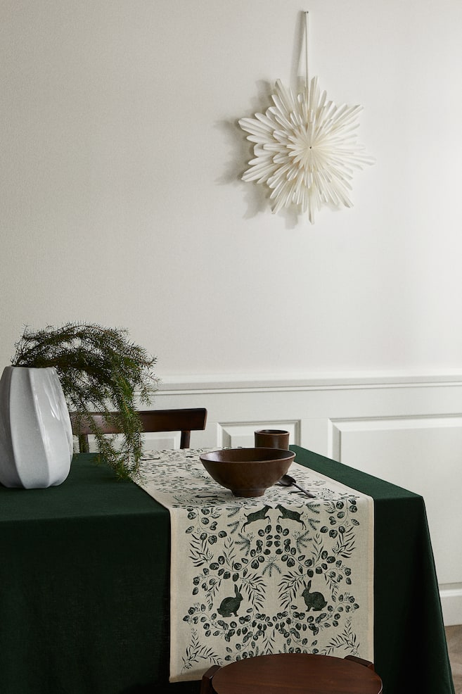 Linen-blend print-motif table runner - Green/Floral/Light beige/Forest animals - 2