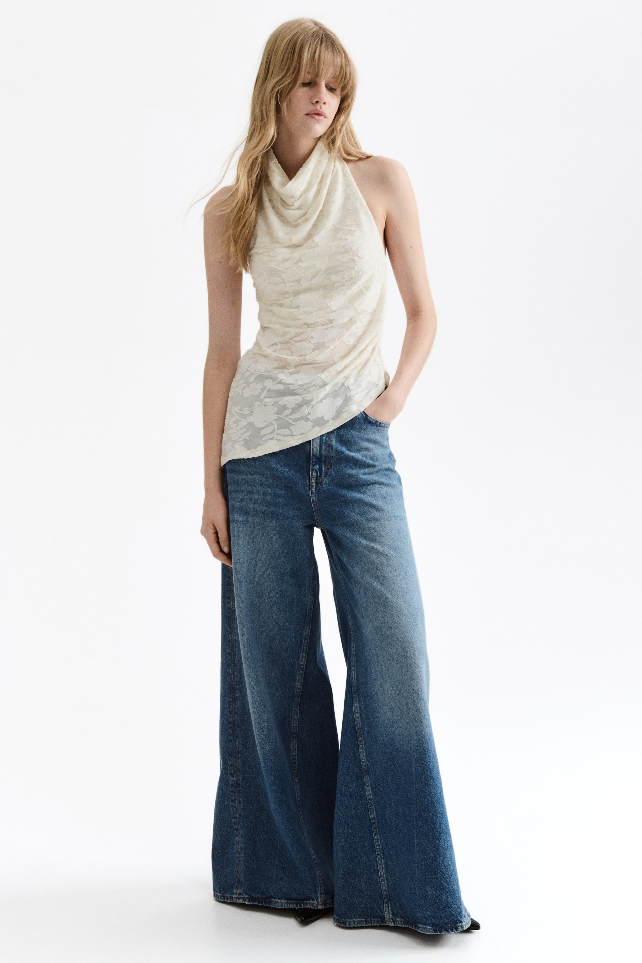 Zobacz większy obraz: Top z mocowaniem na karku - Biały - ONA | H&M PL 2