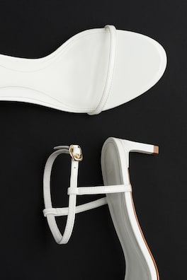 Remsandaletter